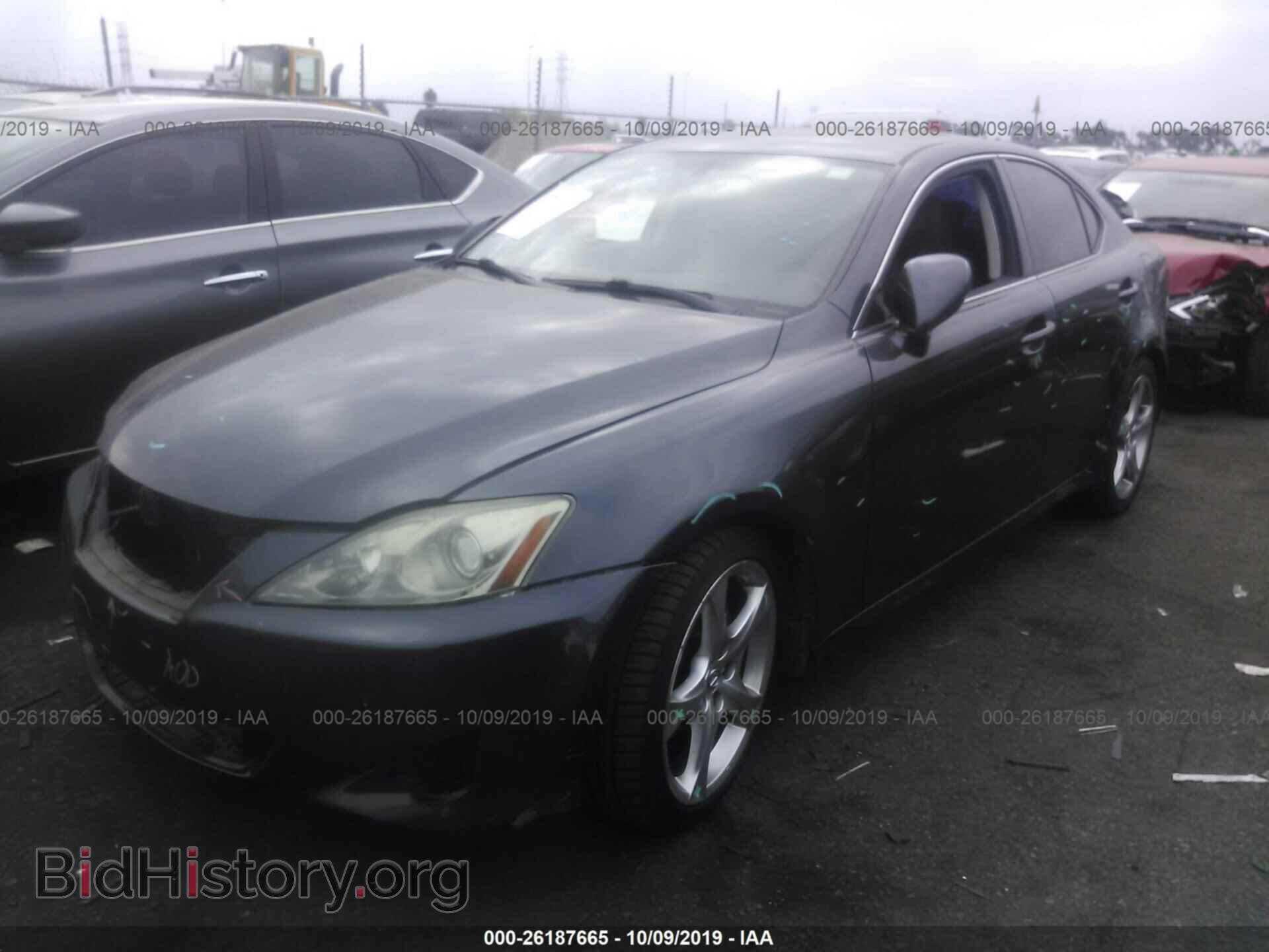 2007 LEXUS IS - VIN: JTHBK262072052006 - Photo 2