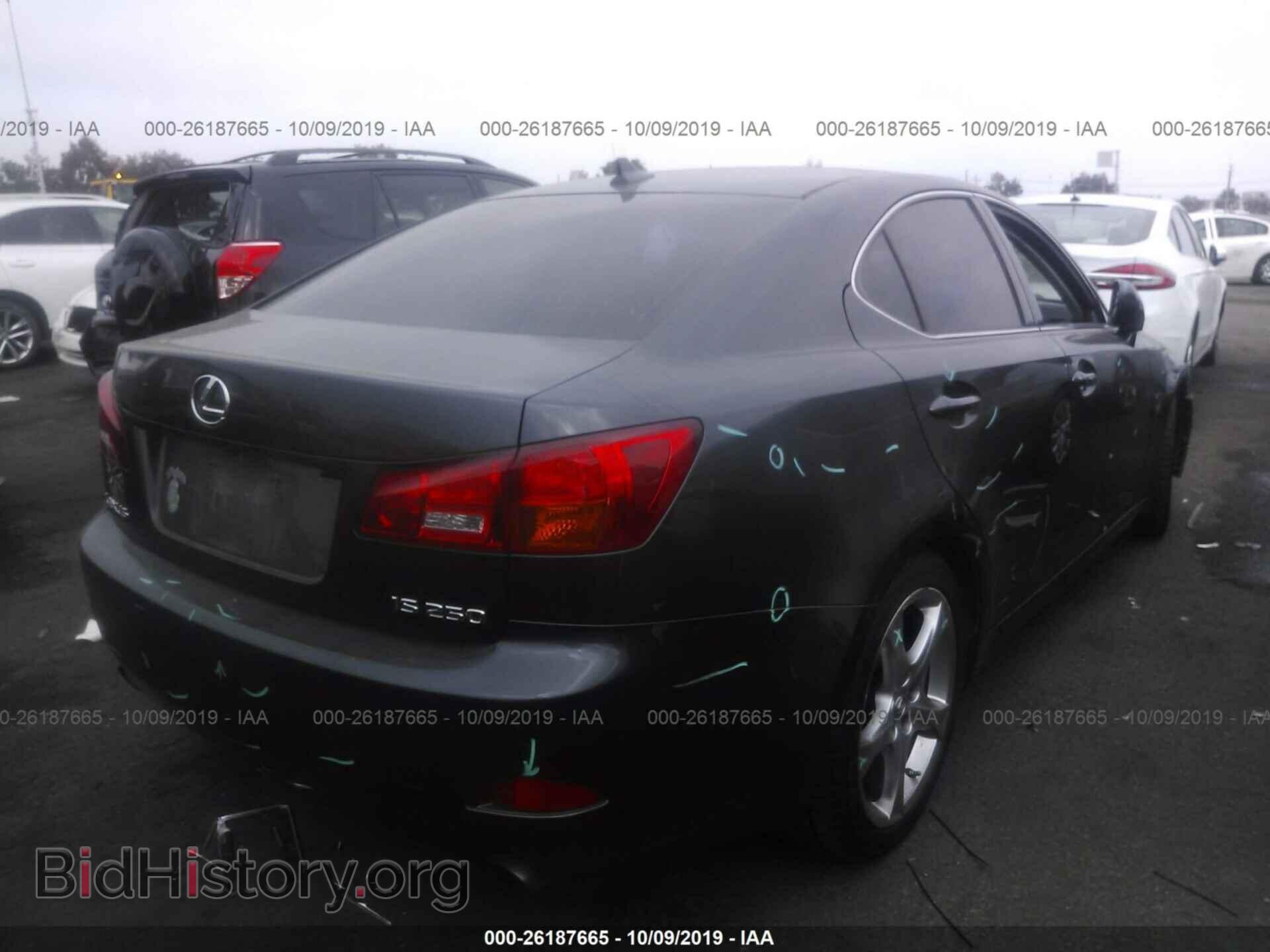 2007 LEXUS IS - VIN: JTHBK262072052006 - Photo 4