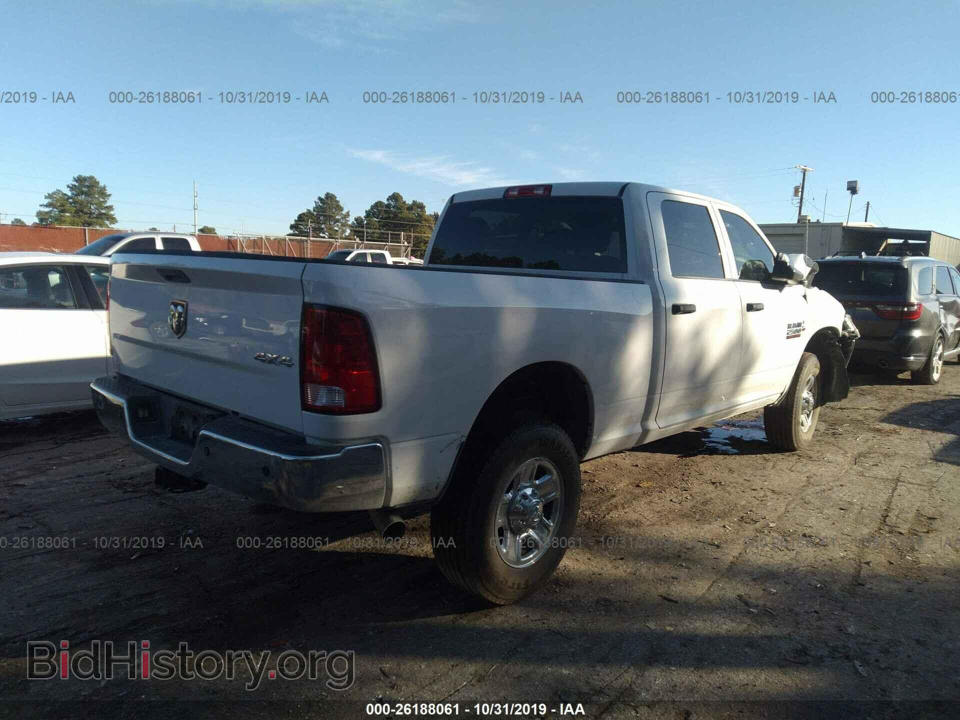 2018 RAM 2500 - VIN: 3C6UR5CL5JG416611 - Фото 4