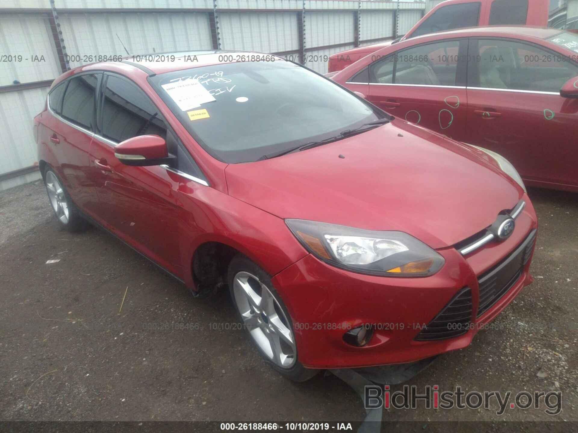 Photo 1FAHP3N27CL449999 - FORD FOCUS 2012