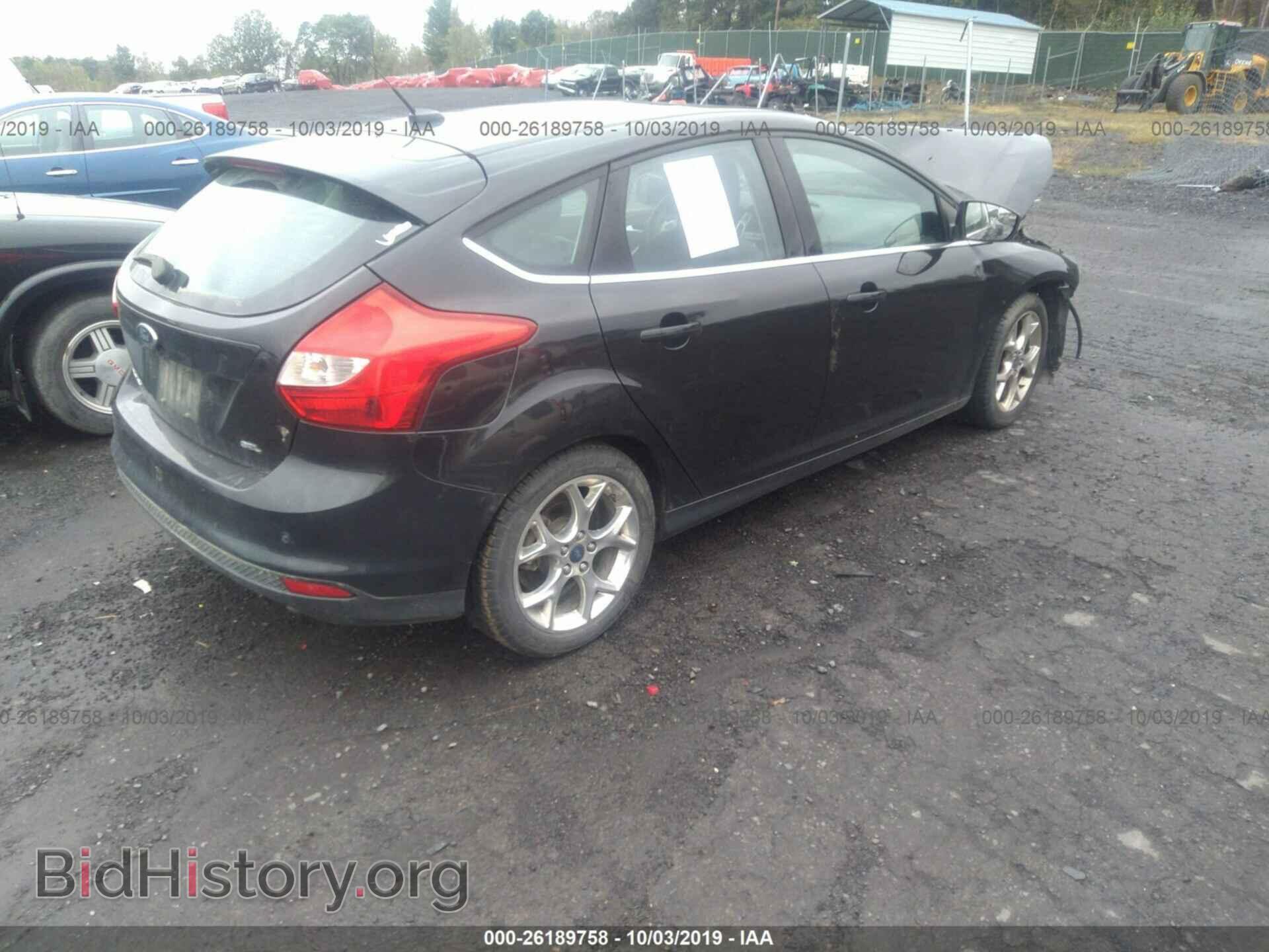 2012 Ford Focus - VIN: 1FAHP3M21CL442287 - Фото 4