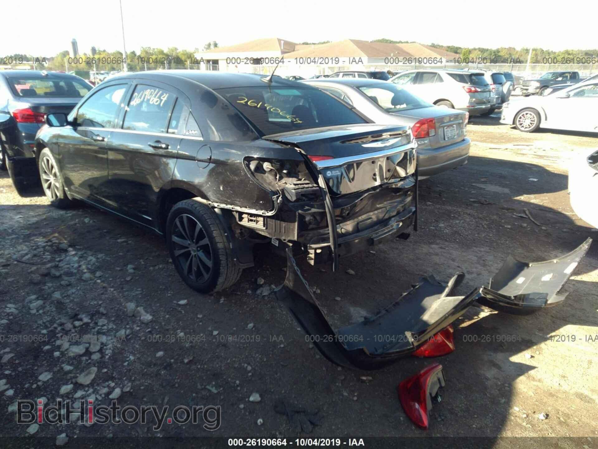 2013 CHRYSLER 200 - VIN: 1C3CCBBB7DN577734 - Фото 3
