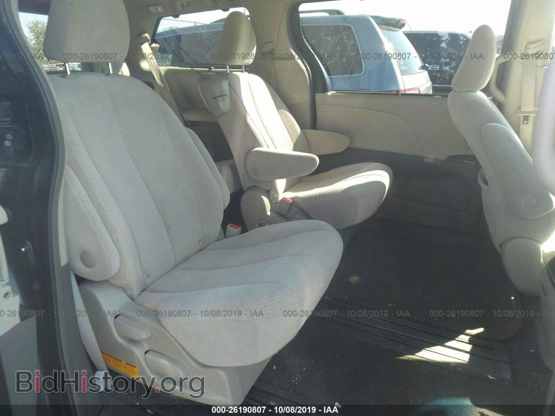 2011 TOYOTA SIENNA - VIN: 5TDKK3DC3BS067166 - Фото 8