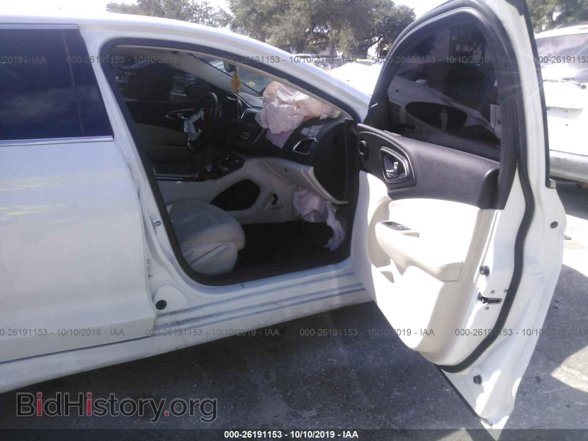 2016 CHRYSLER 200 - VIN: 1C3CCCAB5GN135921 - Photo 5