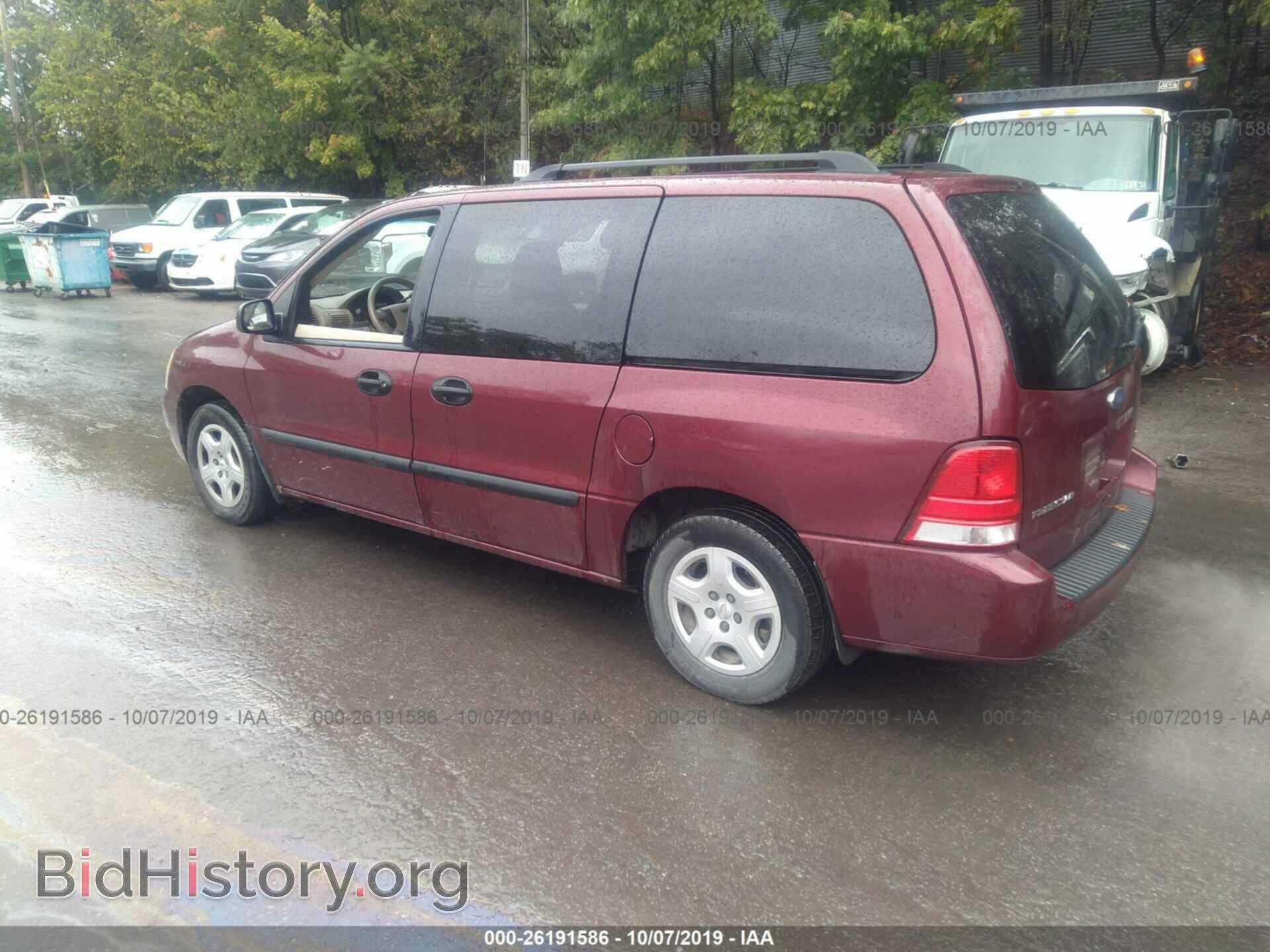 2007 FORD FREESTAR - VIN: 2FMZA51617BA08116 - Фото 3