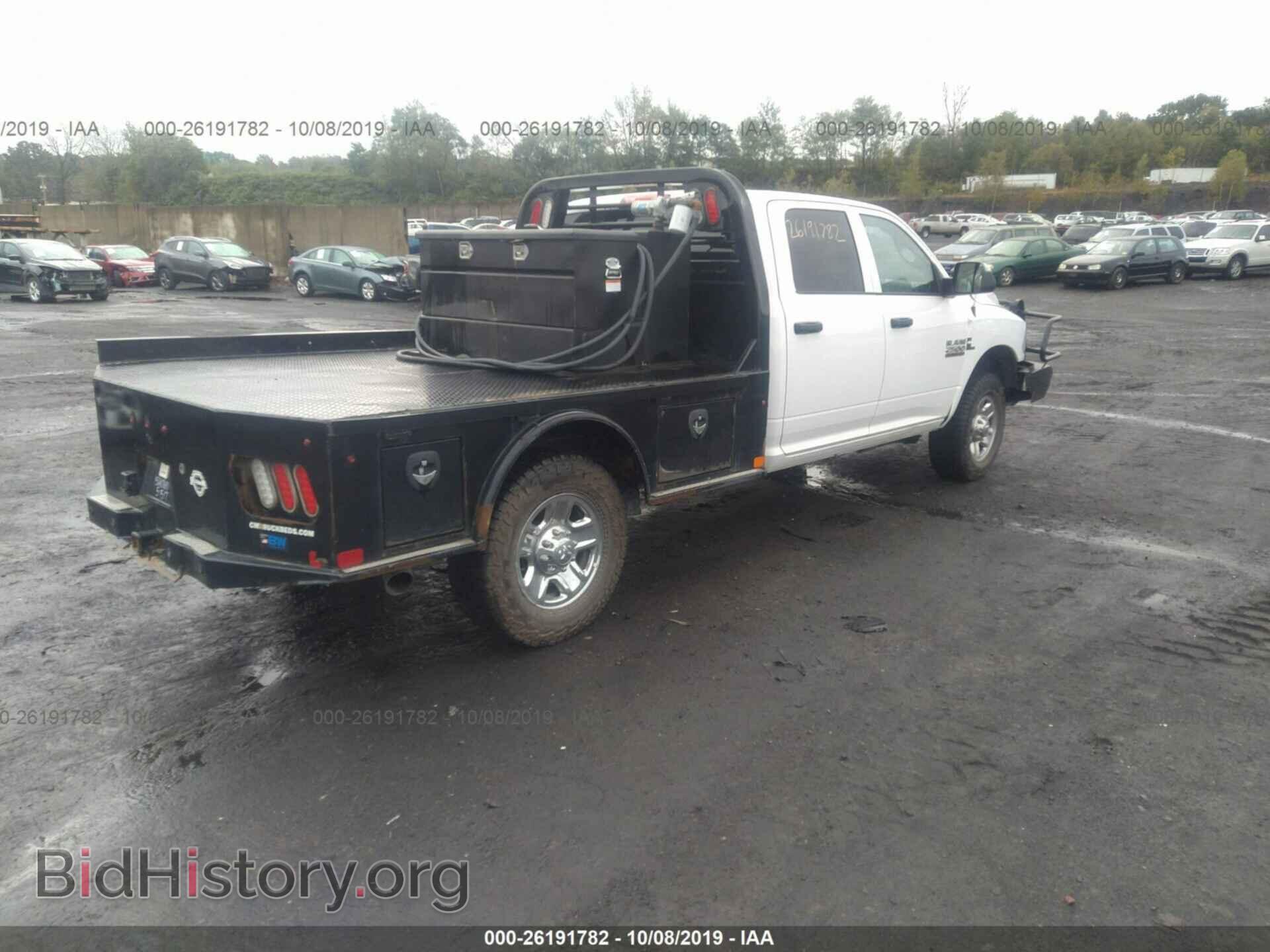 2017 RAM 2500 - VIN: 3C6UR5HL8HG758105 - Photo 4