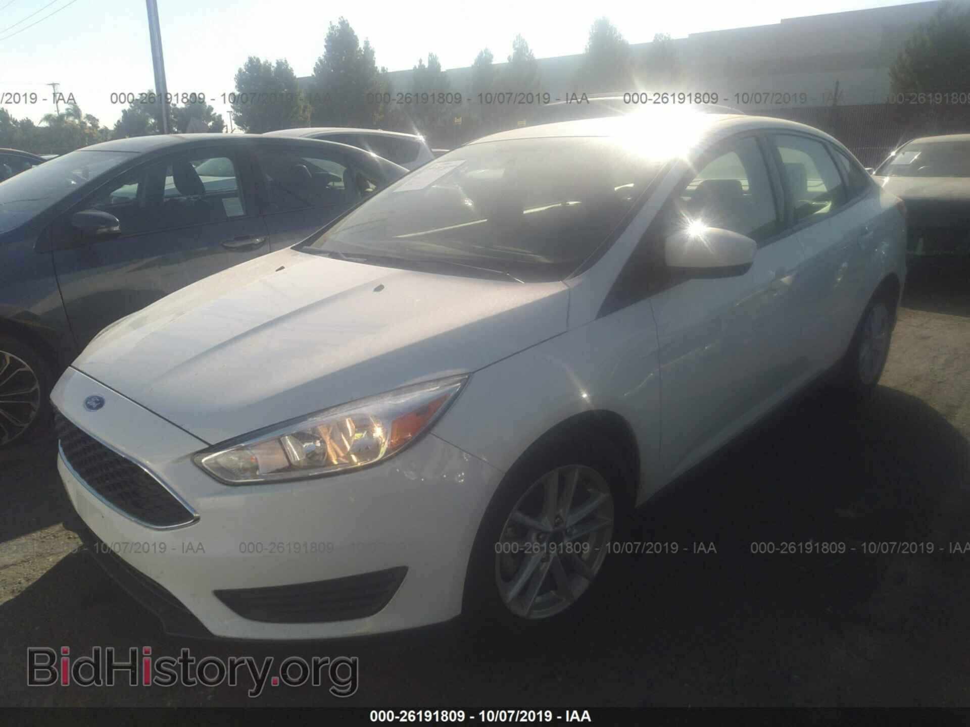 2018 FORD FOCUS - VIN: 1FADP3F25JL237483 - Фото 2