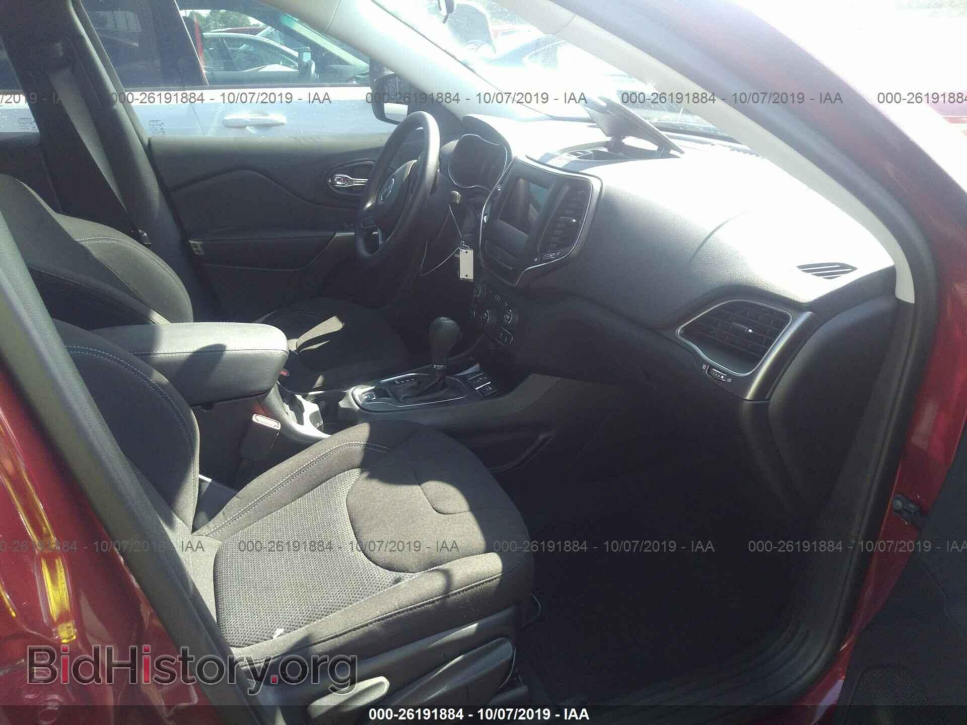 2019 JEEP CHEROKEE - VIN: 1C4PJLCB9KD339975 - Фото 5