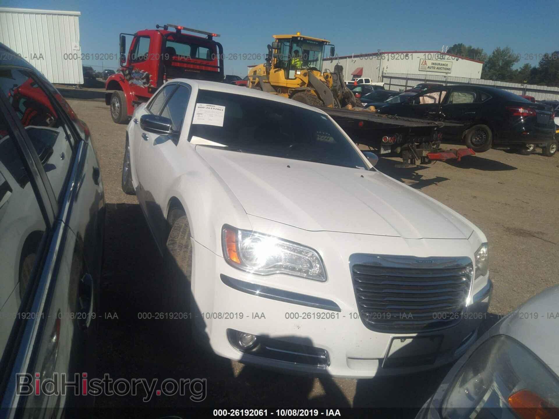 Фотография 2C3CCAET4DH510127 - CHRYSLER 300C 2013