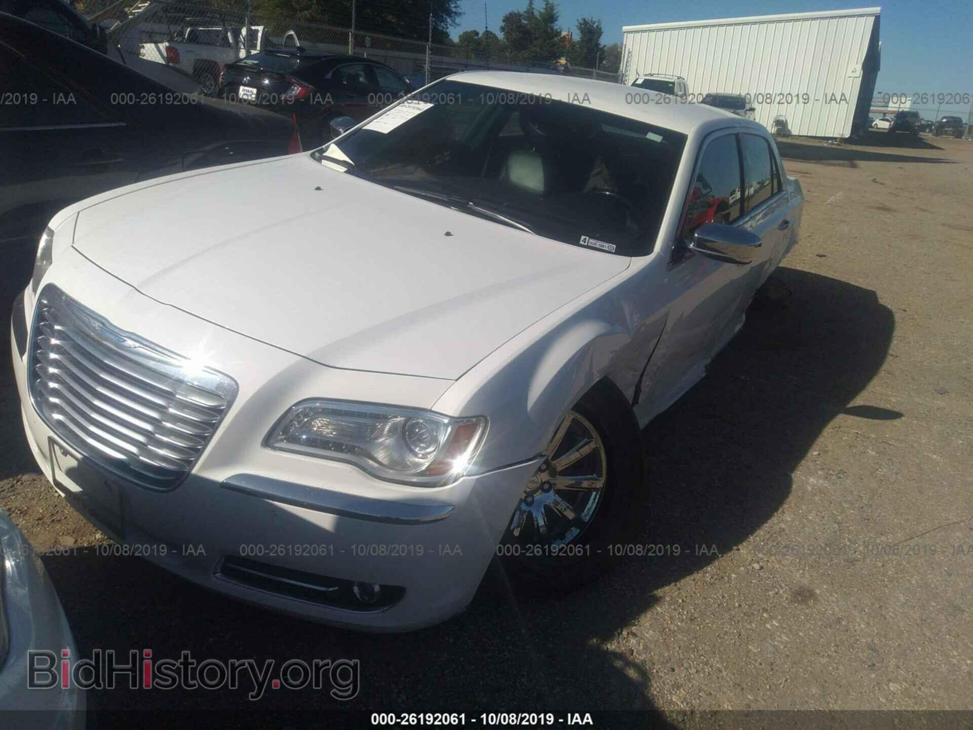 2013 CHRYSLER 300C - VIN: 2C3CCAET4DH510127 - Фото 2