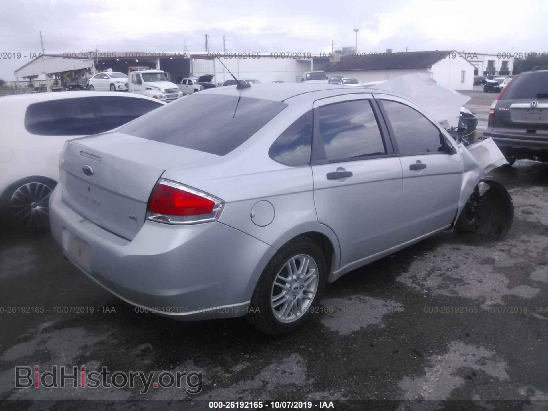 2009 FORD FOCUS - VIN: 1FAHP35NX9W175098 - Фото 4