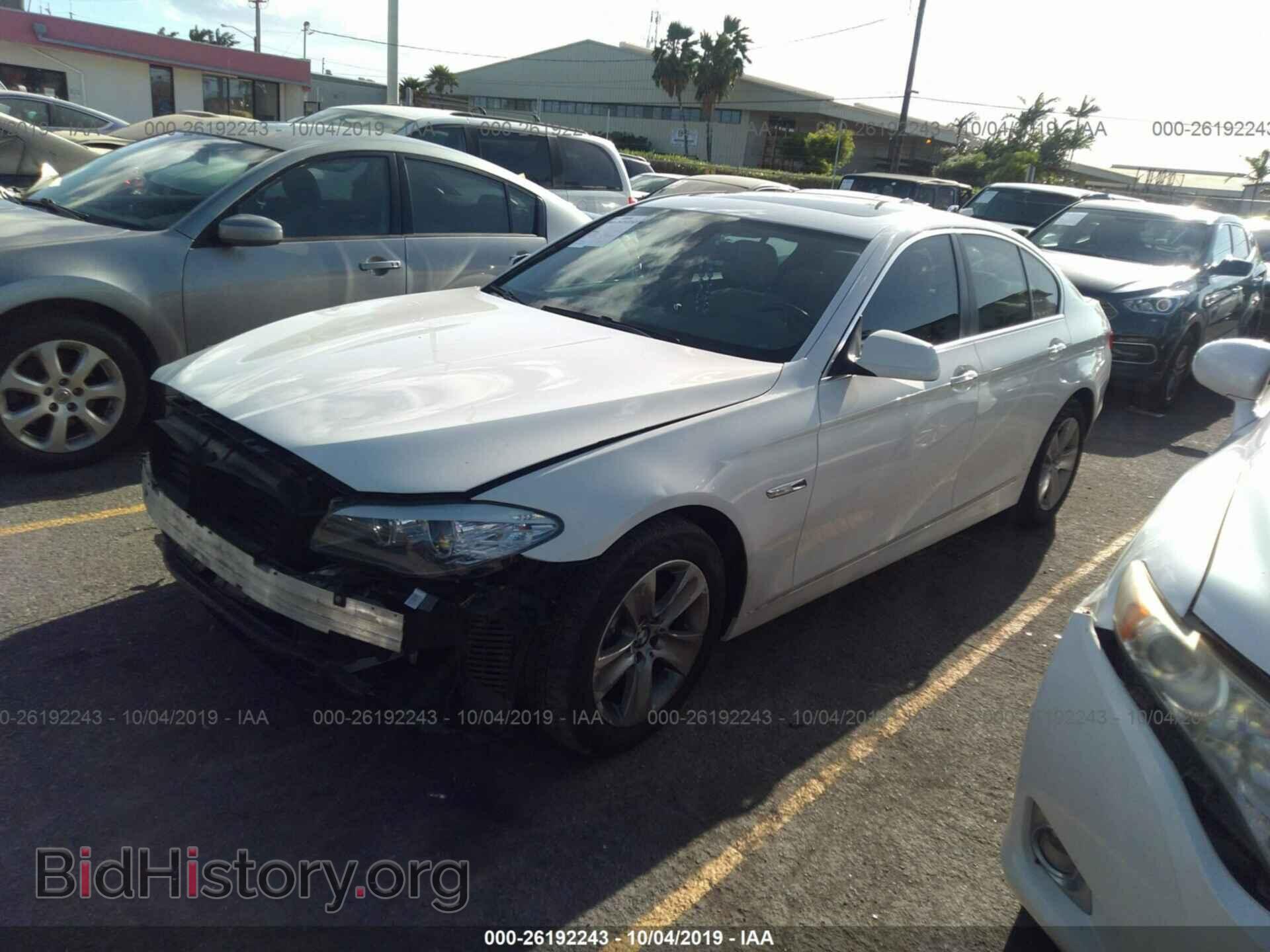 2011 BMW 528 - VIN: WBAFR1C51BC744377 - Фото 2