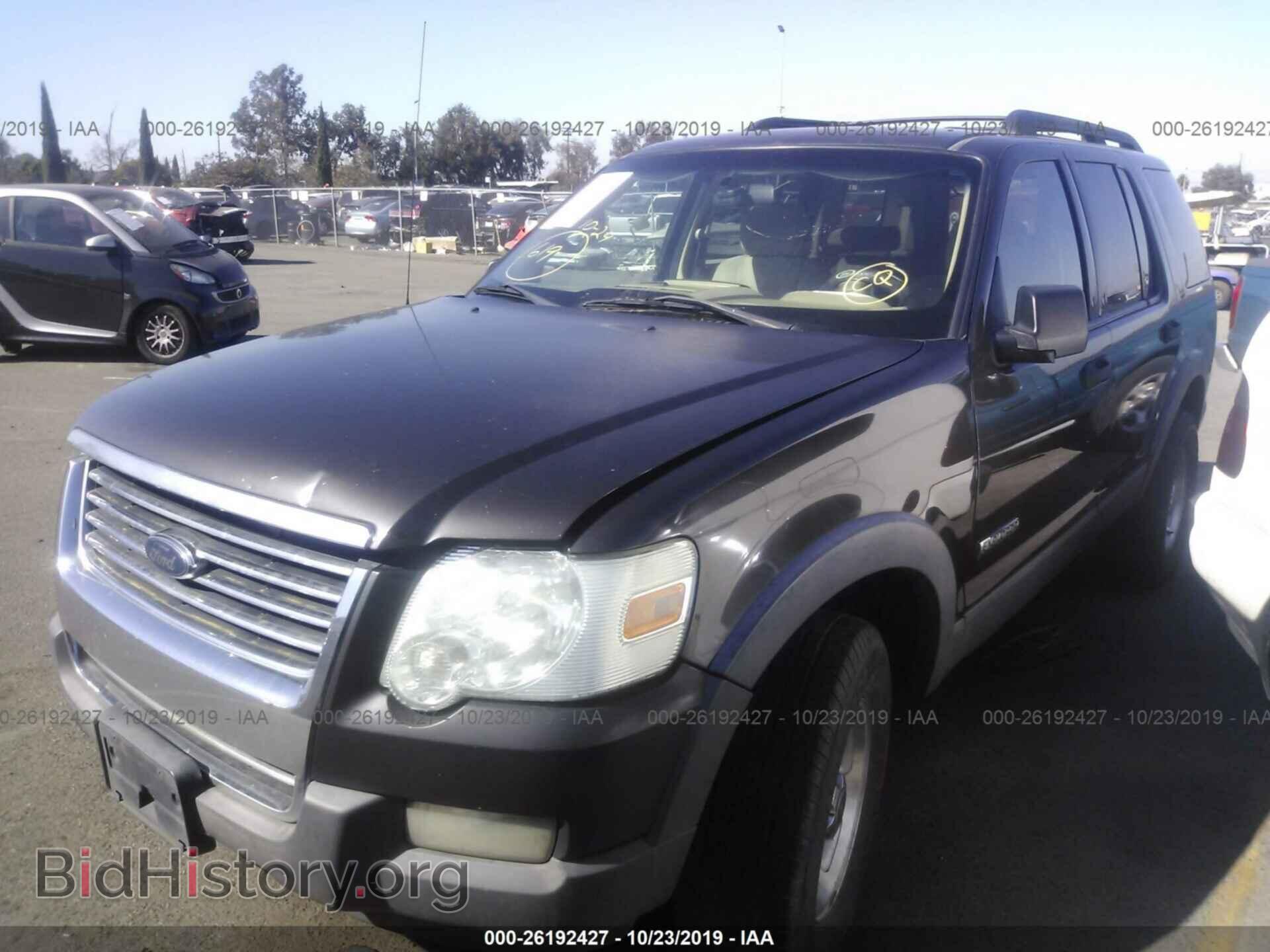 2006 FORD EXPLORER - VIN: 1FMEU63E26UA88907 - Фото 2