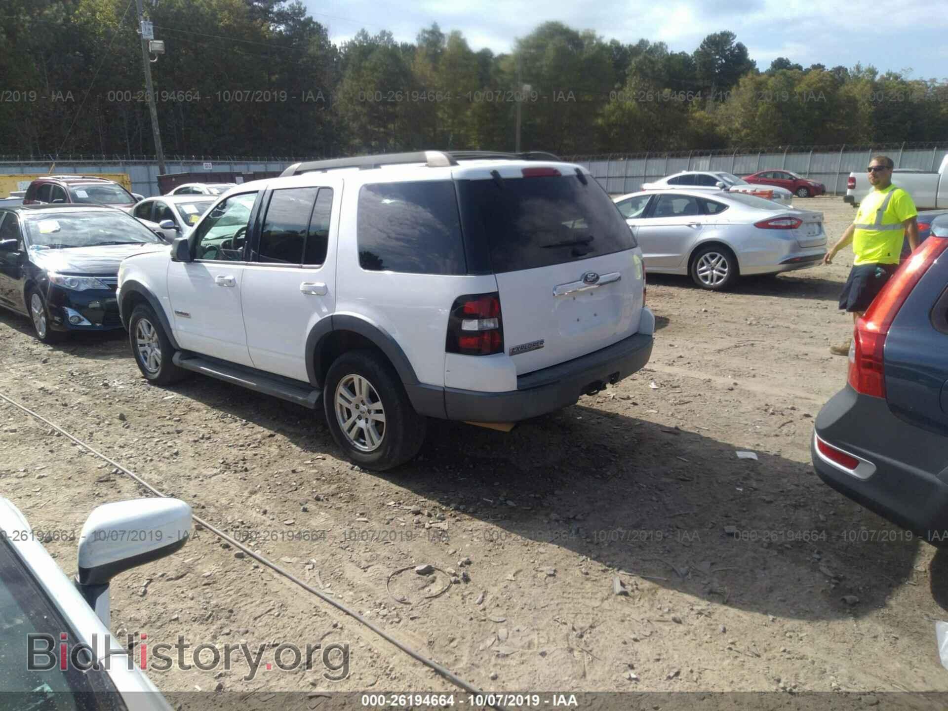 2007 FORD EXPLORER - VIN: 1FMEU63E87UA49742 - Photo 3