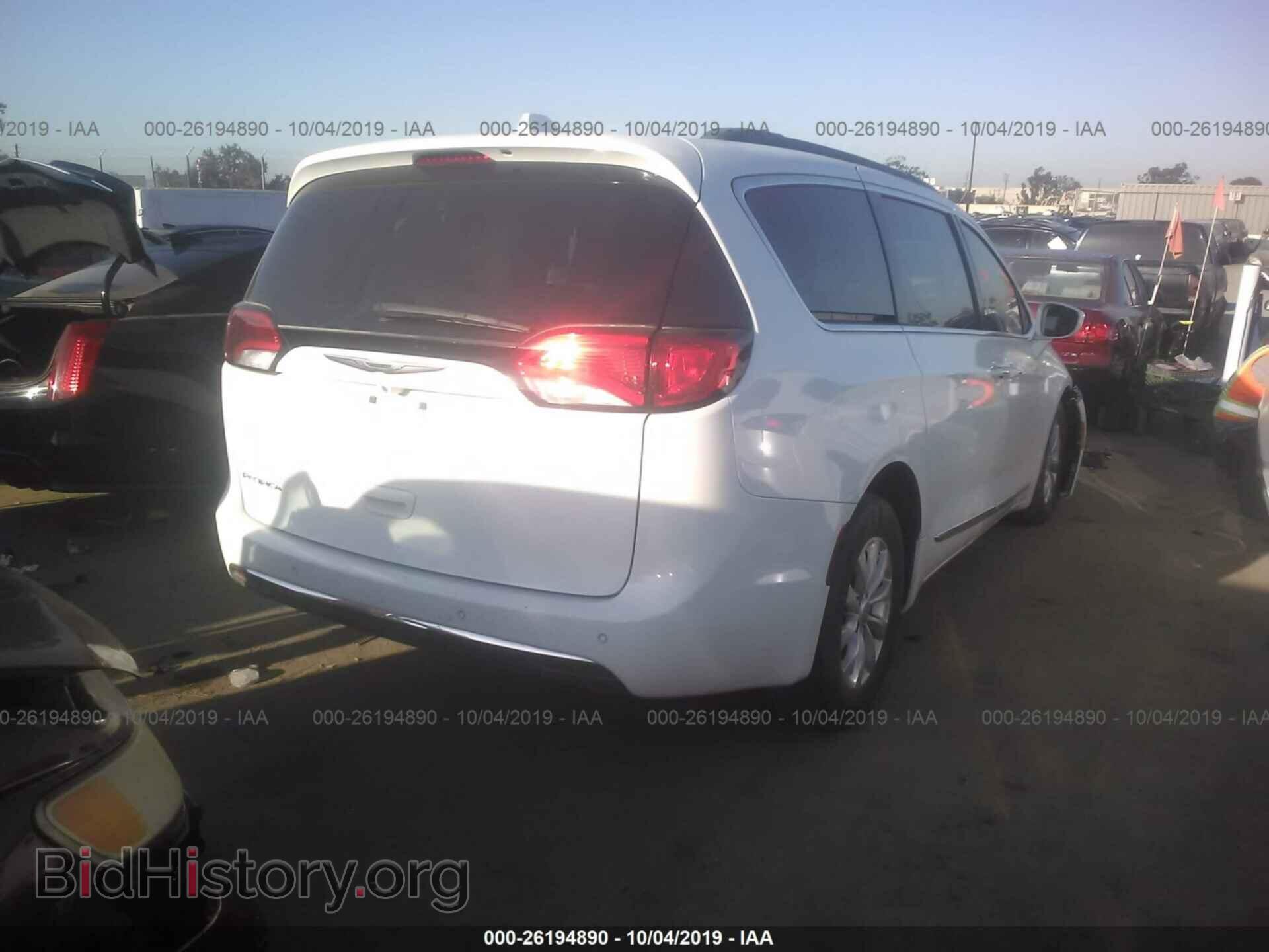 2017 CHRYSLER PACIFICA - VIN: 2C4RC1BG5HR526480 - Фото 4