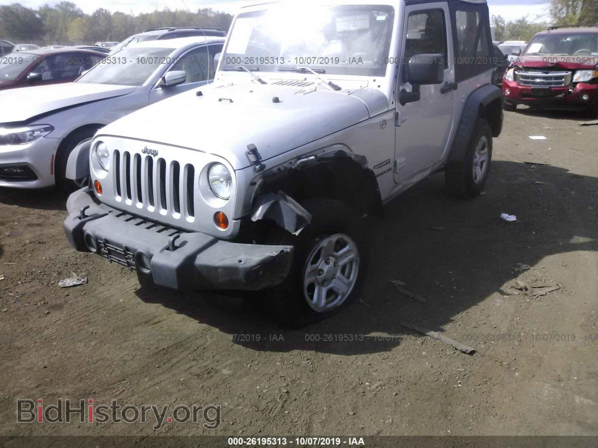 2011 JEEP WRANGLER - VIN: 1J4AA2D1XBL521299 - Фото 2