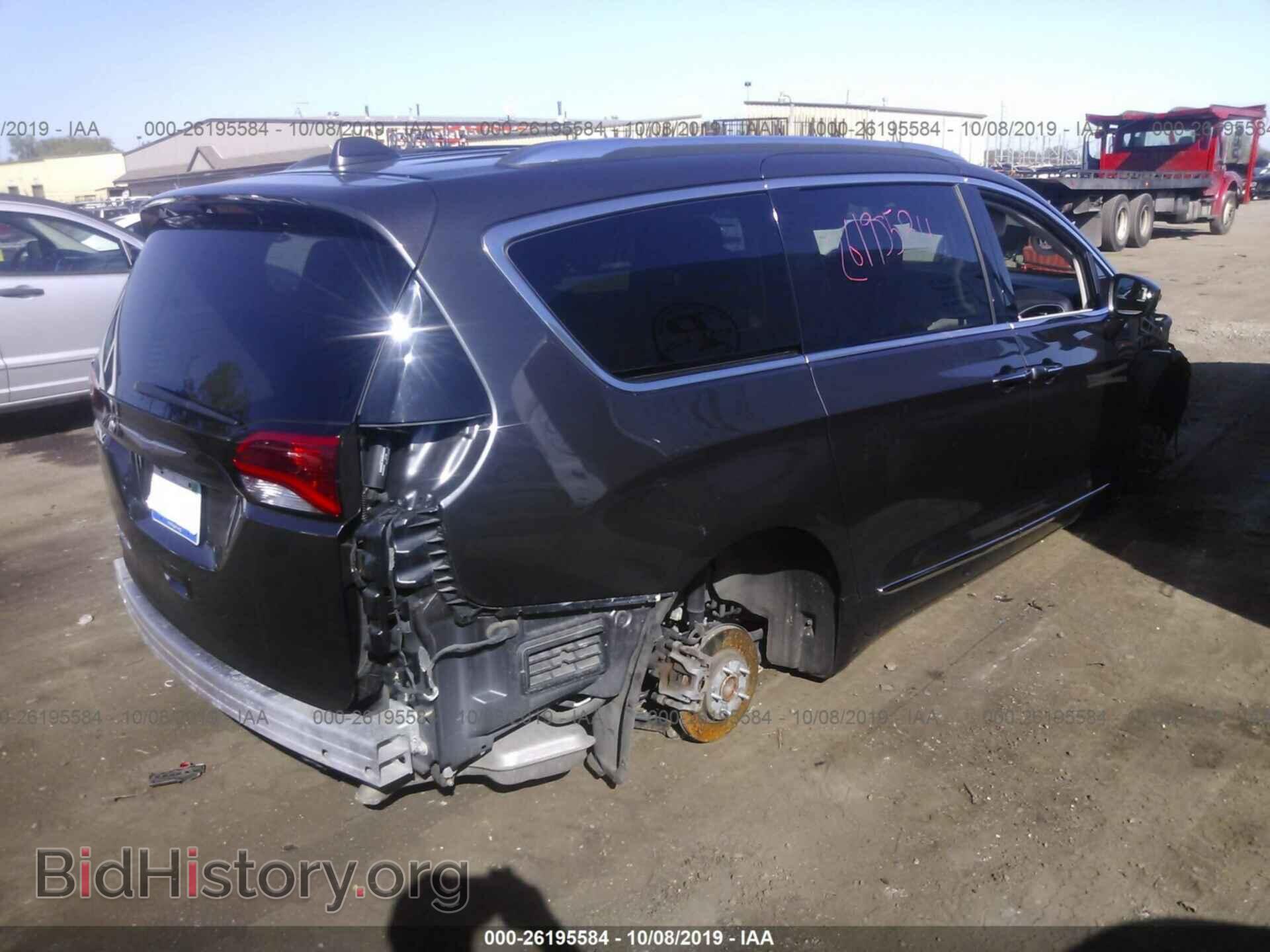 2018 CHRYSLER PACIFICA - VIN: 2C4RC1EG0JR144438 - Фото 4