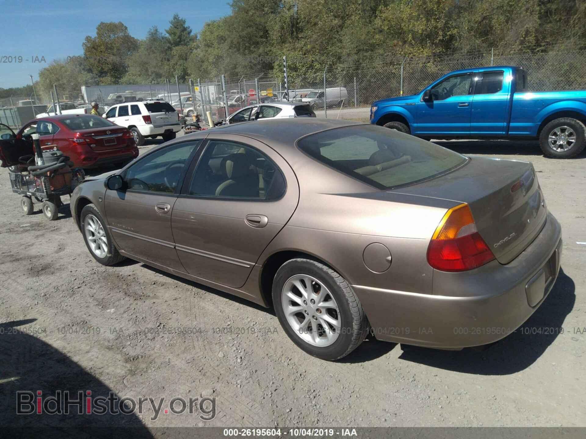 2000 CHRYSLER 300M - VIN: 2C3HE66G8YH382012 - Photo 3