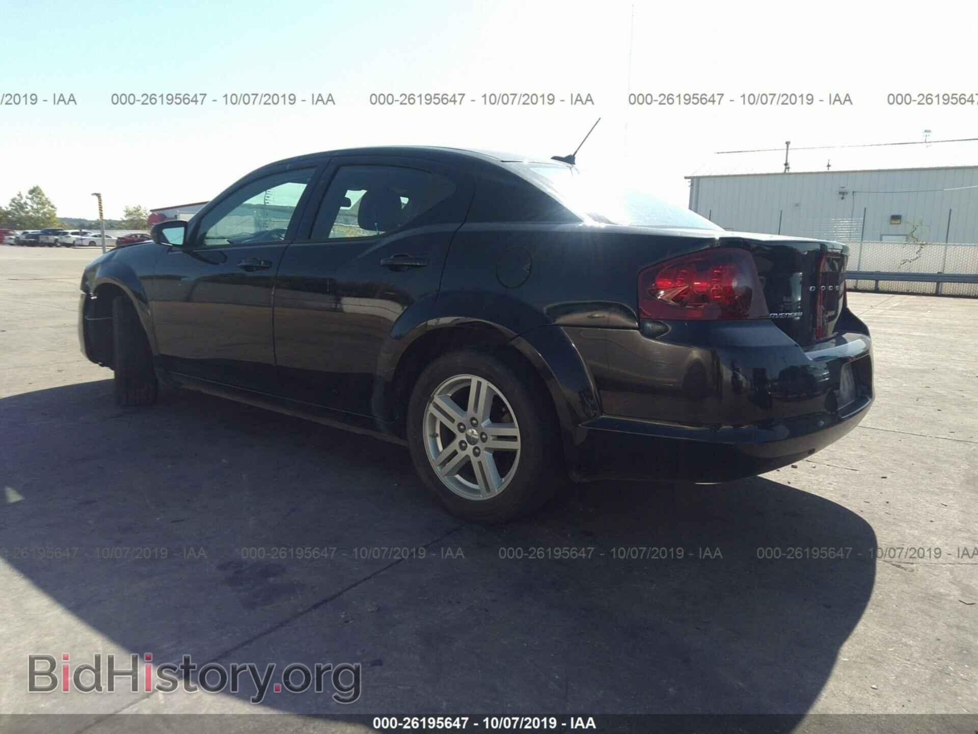 2011 DODGE AVENGER - VIN: 1B3BD1FB8BN561825 - Фото 3