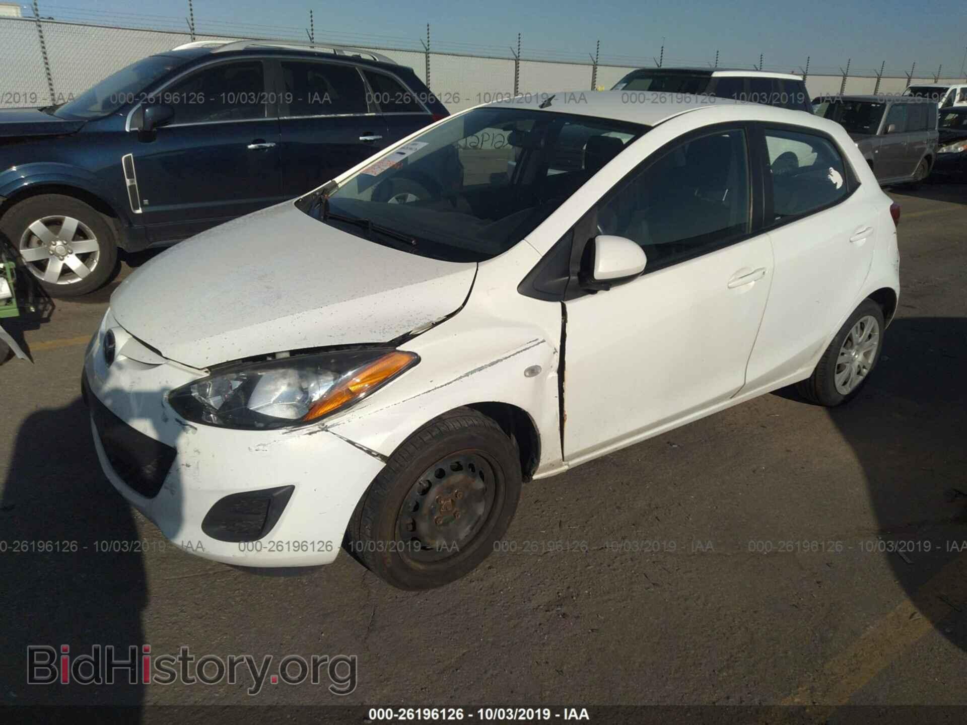 2011 MAZDA MAZDA2 - VIN: JM1DE1HY5B0124206 - Фото 2