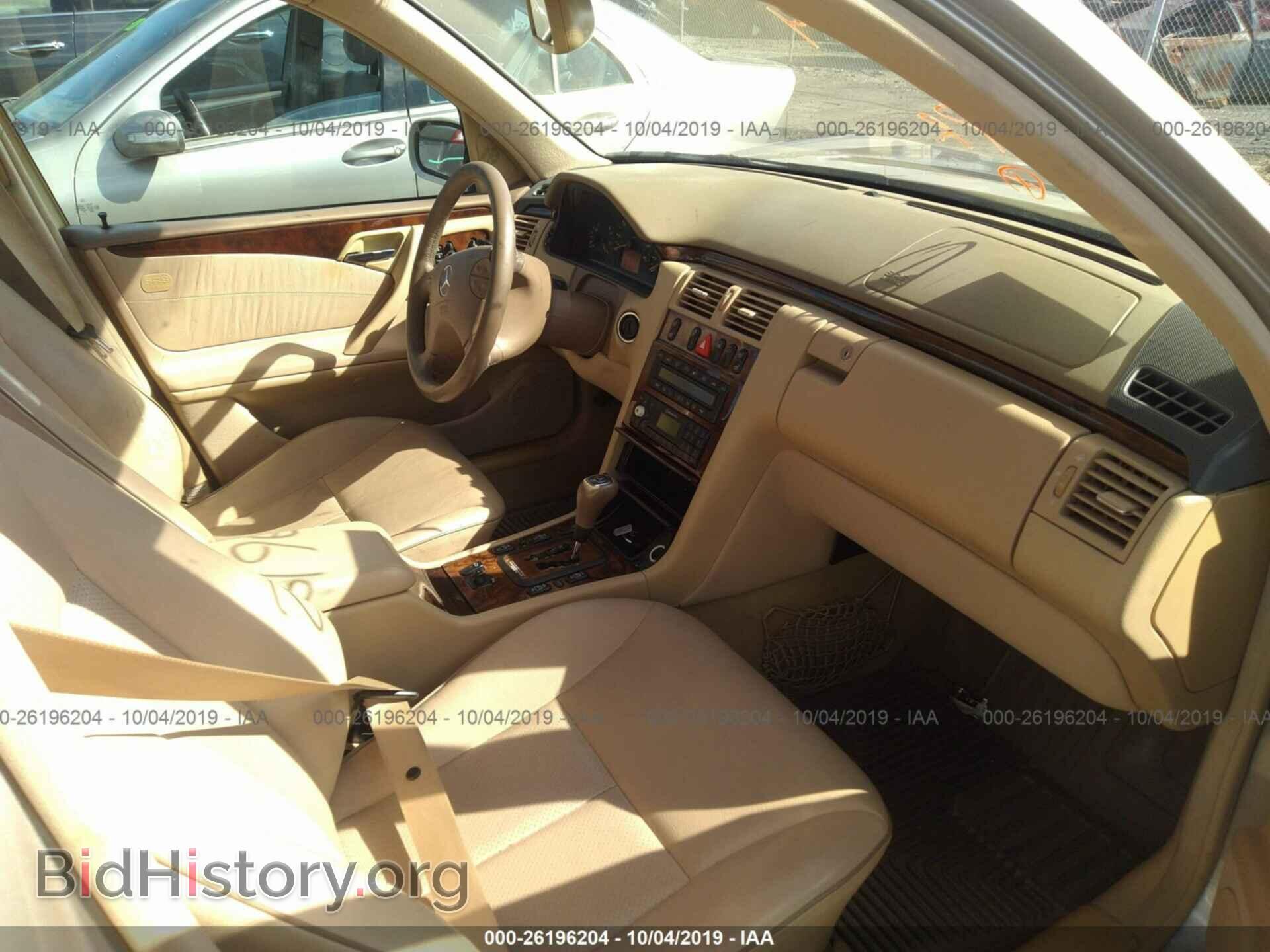 2000 Mercedes-benz E - VIN: WDBJF65J8YB021233 - Photo 5