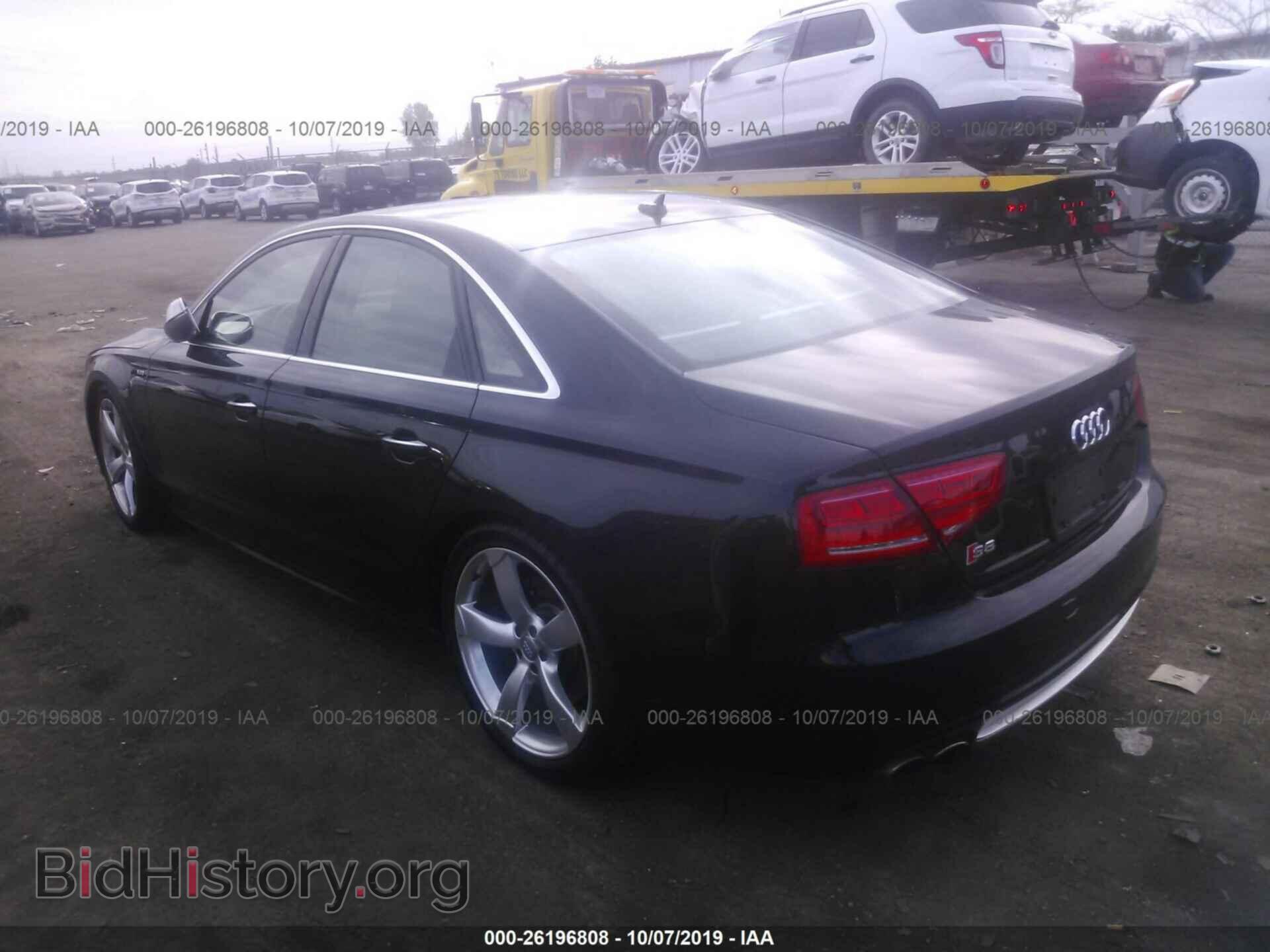 2013 AUDI S8 - VIN: WAUD2AFD3DN026075 - Фото 3