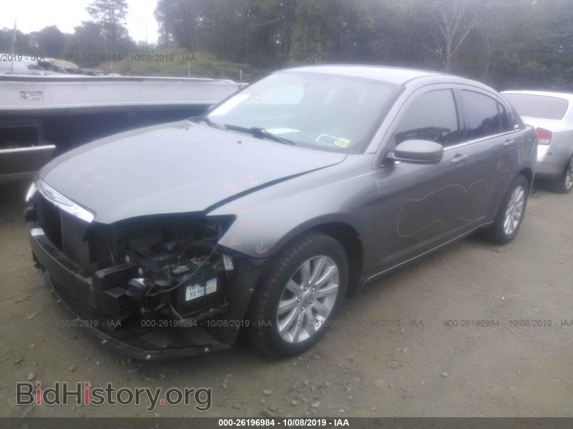 2011 CHRYSLER 200 - VIN: 1C3BC1FB2BN604254 - Фото 2