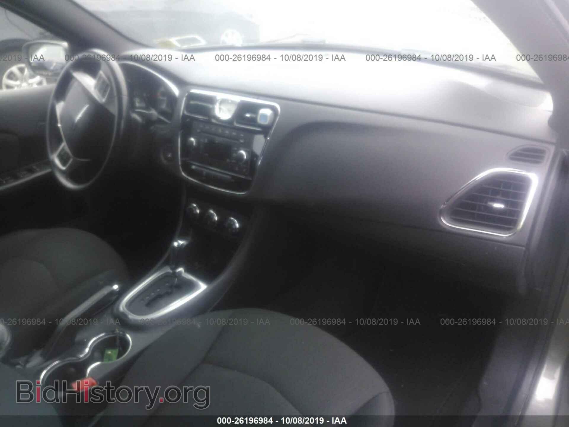 2011 CHRYSLER 200 - VIN: 1C3BC1FB2BN604254 - Фото 5