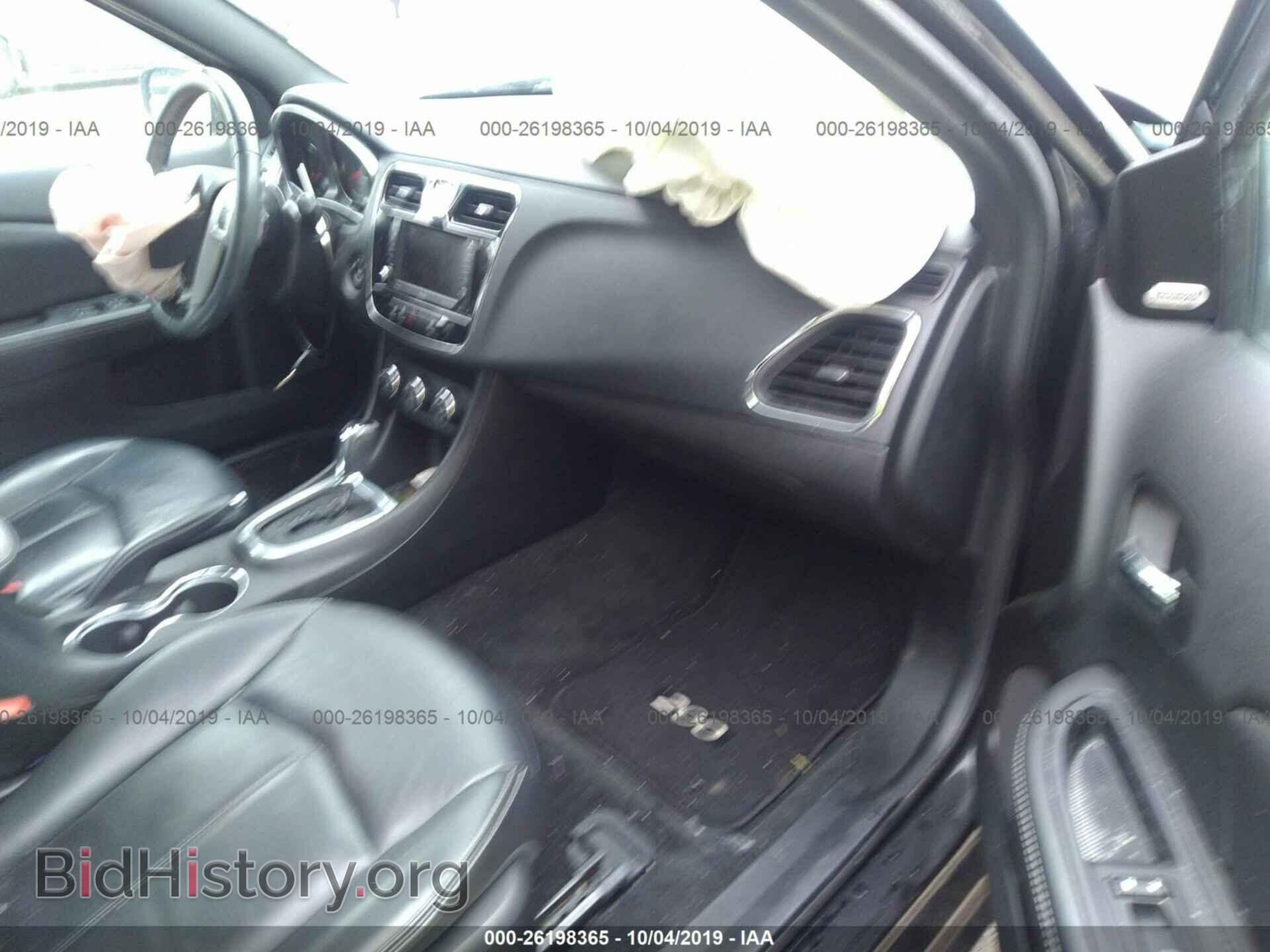 2014 CHRYSLER 200 - VIN: 1C3CCBCG1EN134653 - Фото 5