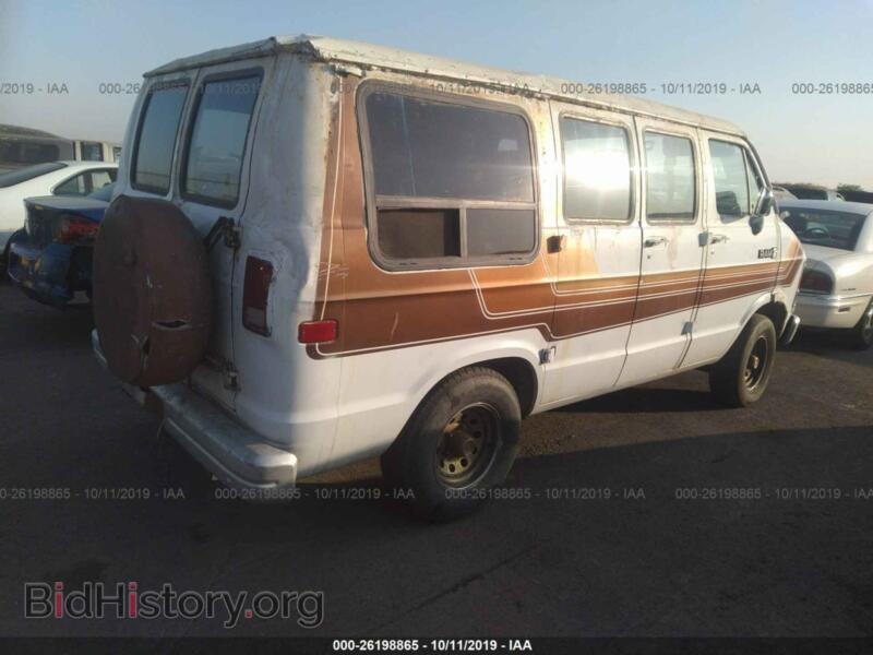 1990 Dodge RAM VAN (VIN 2B7GB11X6LK707147) — photo 4 of 10