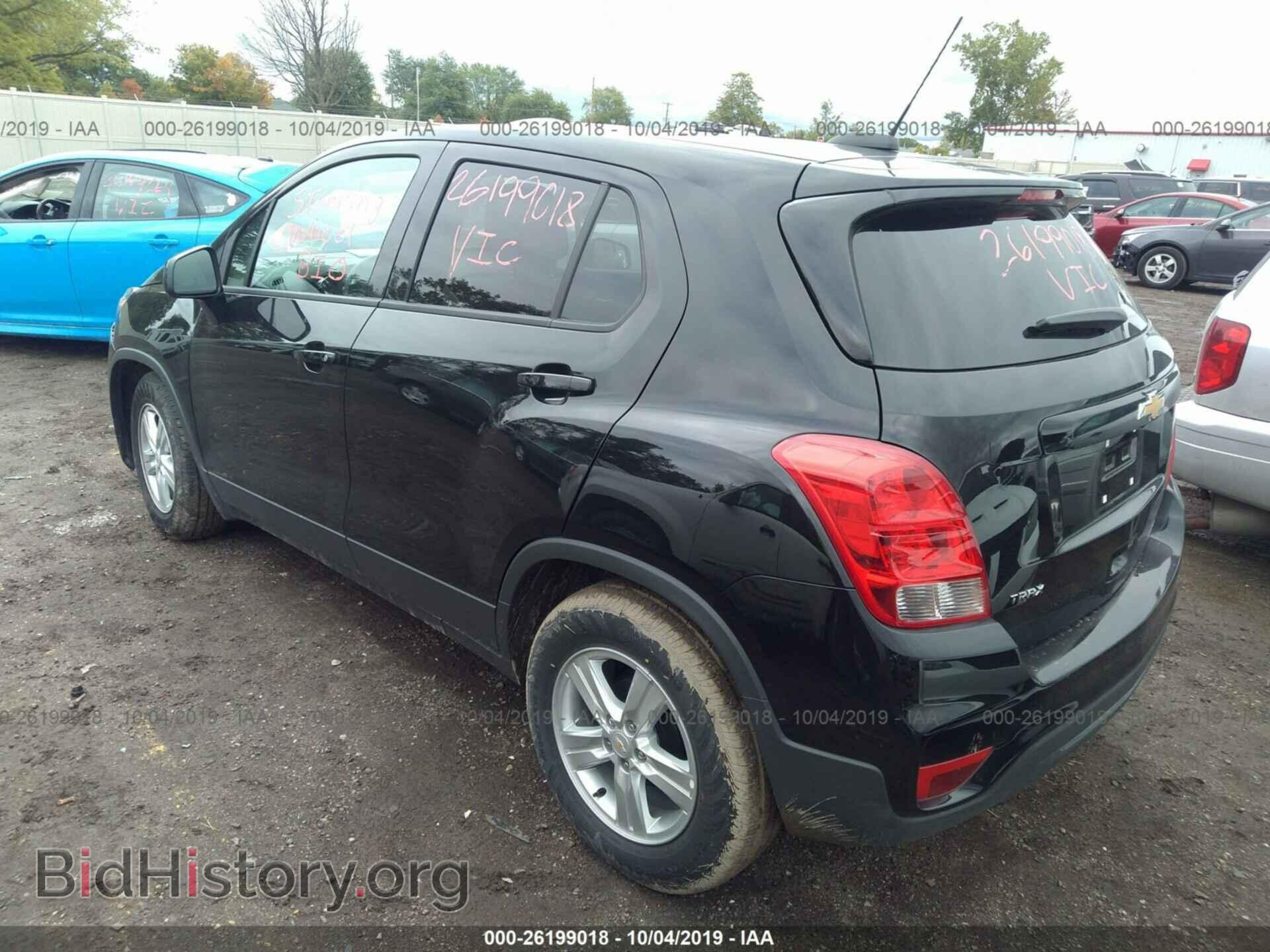 2019 CHEVROLET TRAX - VIN: 3GNCJKSB3KL389749 - Photo 3