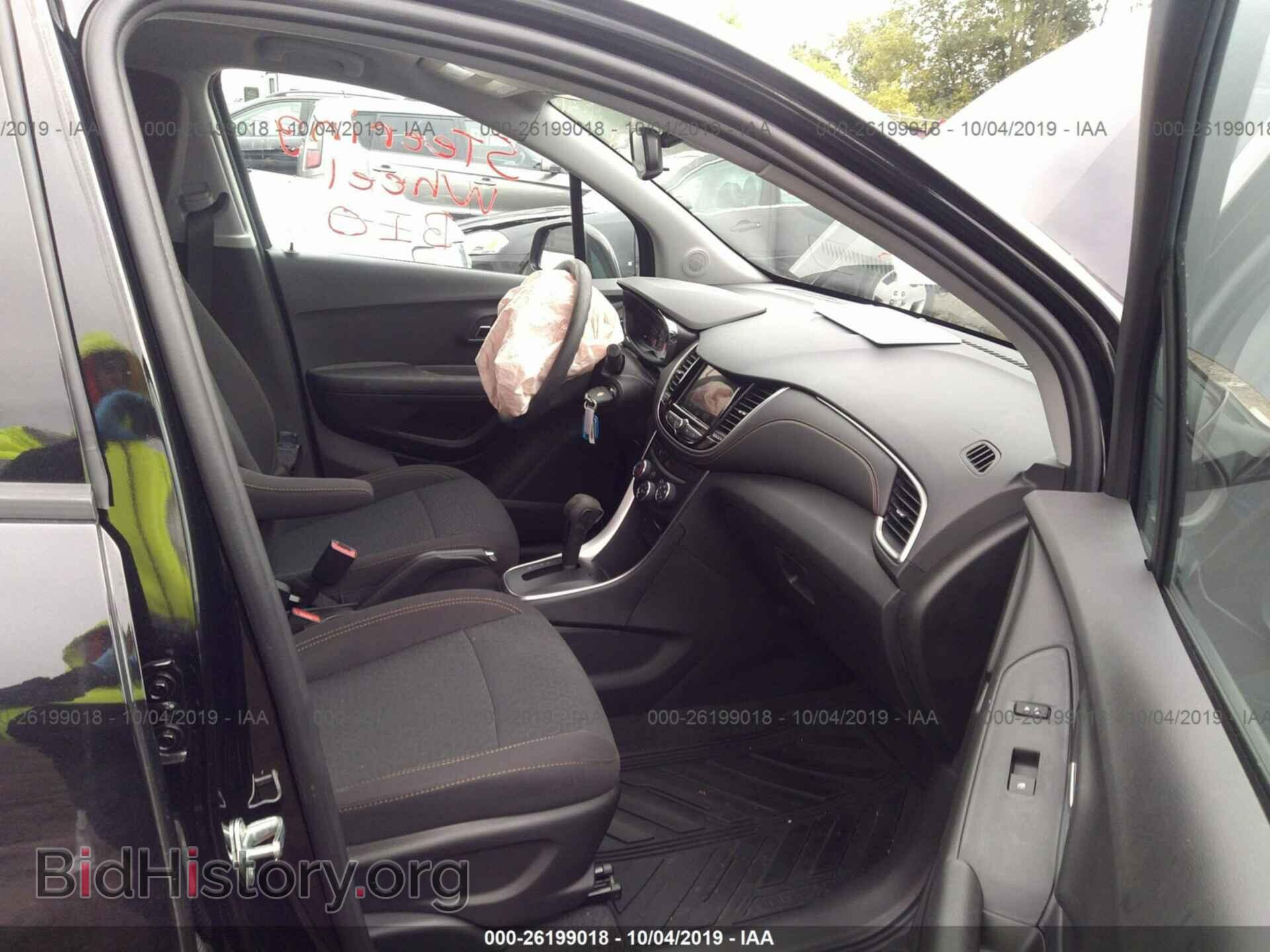 2019 CHEVROLET TRAX - VIN: 3GNCJKSB3KL389749 - Photo 5