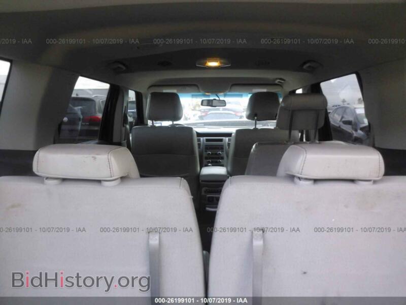 2011 Ford FLEX (VIN 2FMGK5CCXBBD00752) — фото 8 из 10
