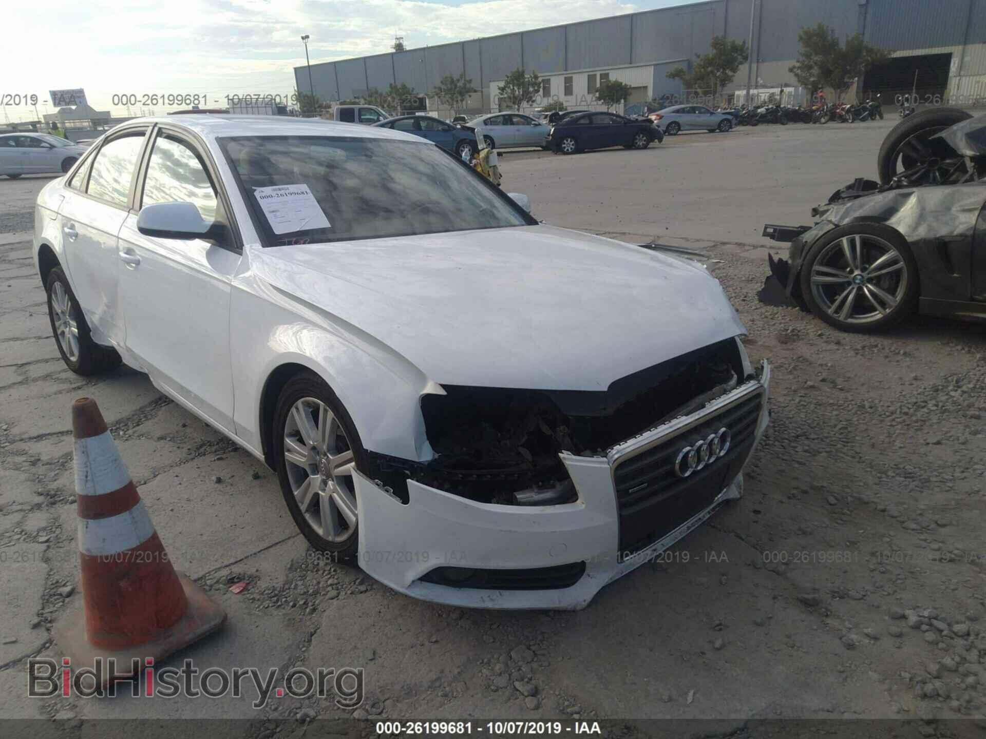 Photo WAUBFAFL7BA065517 - AUDI A4 2011