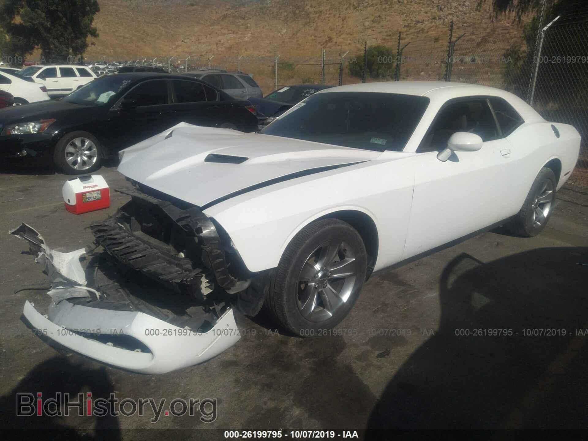2015 DODGE CHALLENGER - VIN: 2C3CDZAG2FH770453 - Фото 2