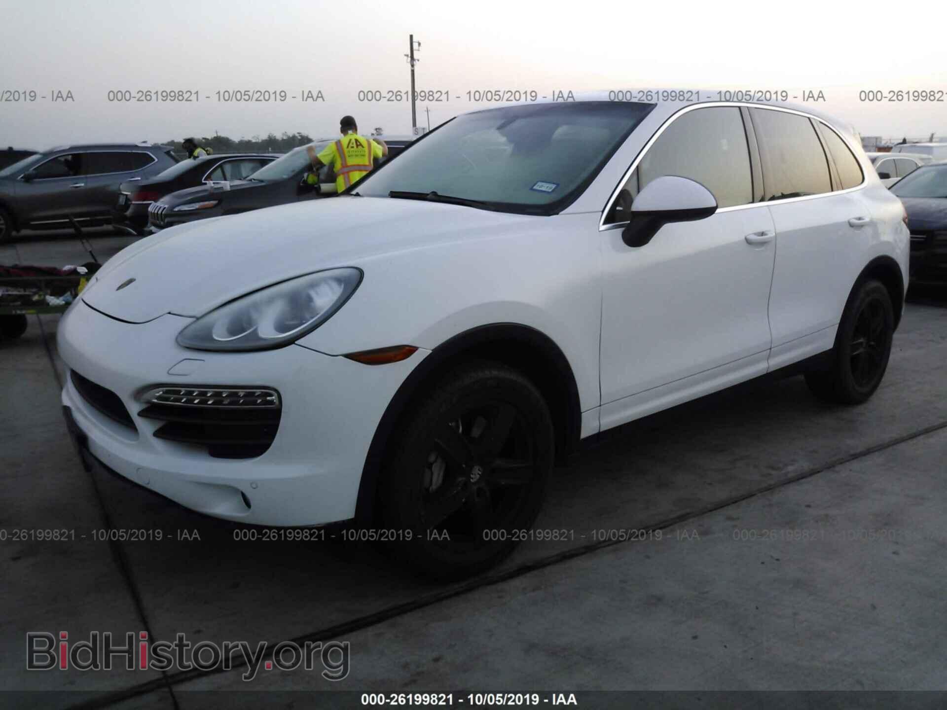 2012 PORSCHE CAYENNE - VIN: WP1AB2A23CLA49897 - Photo 2