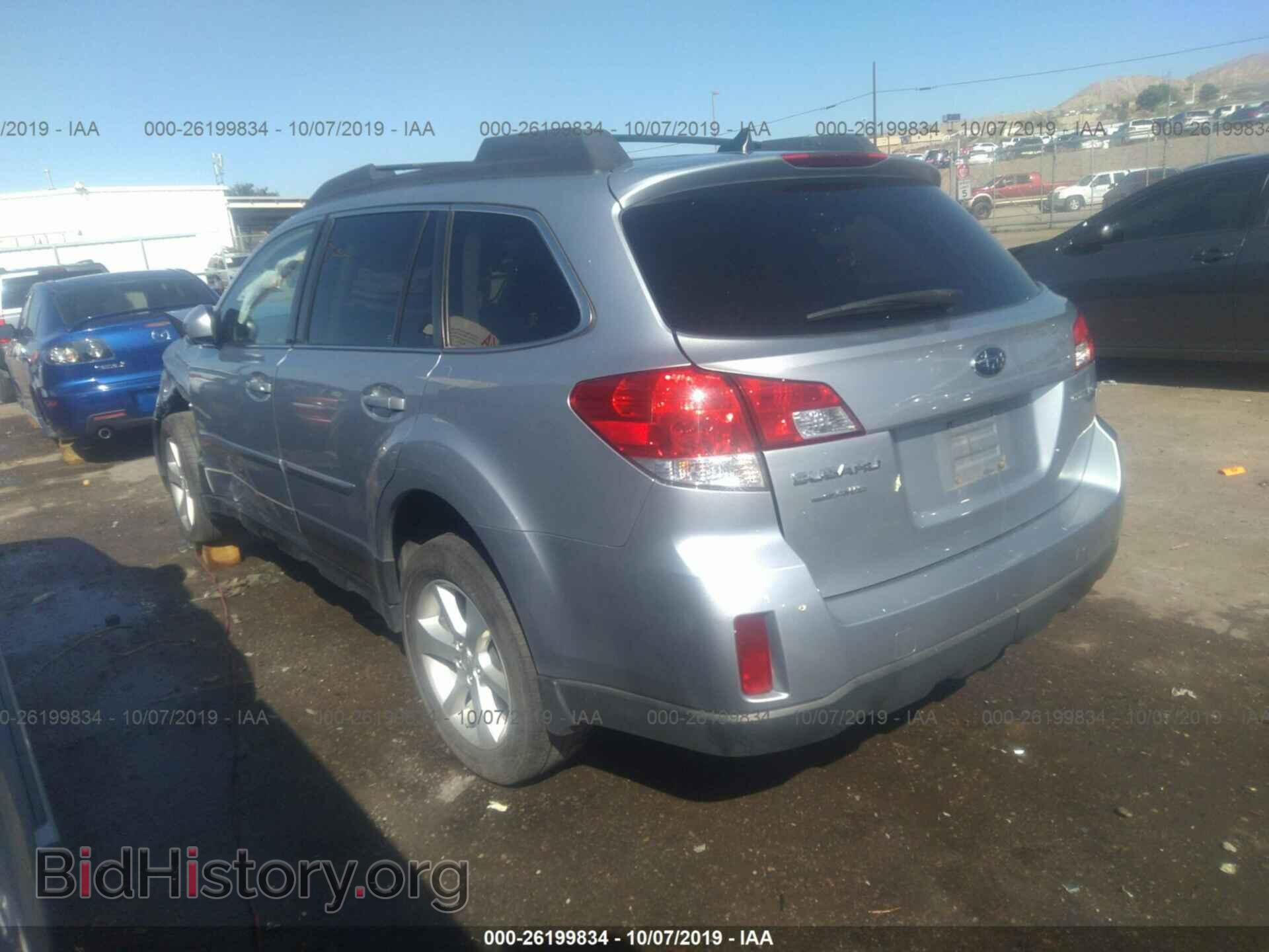 2014 SUBARU OUTBACK - VIN: 4S4BRCCC6E3270440 - Фото 3