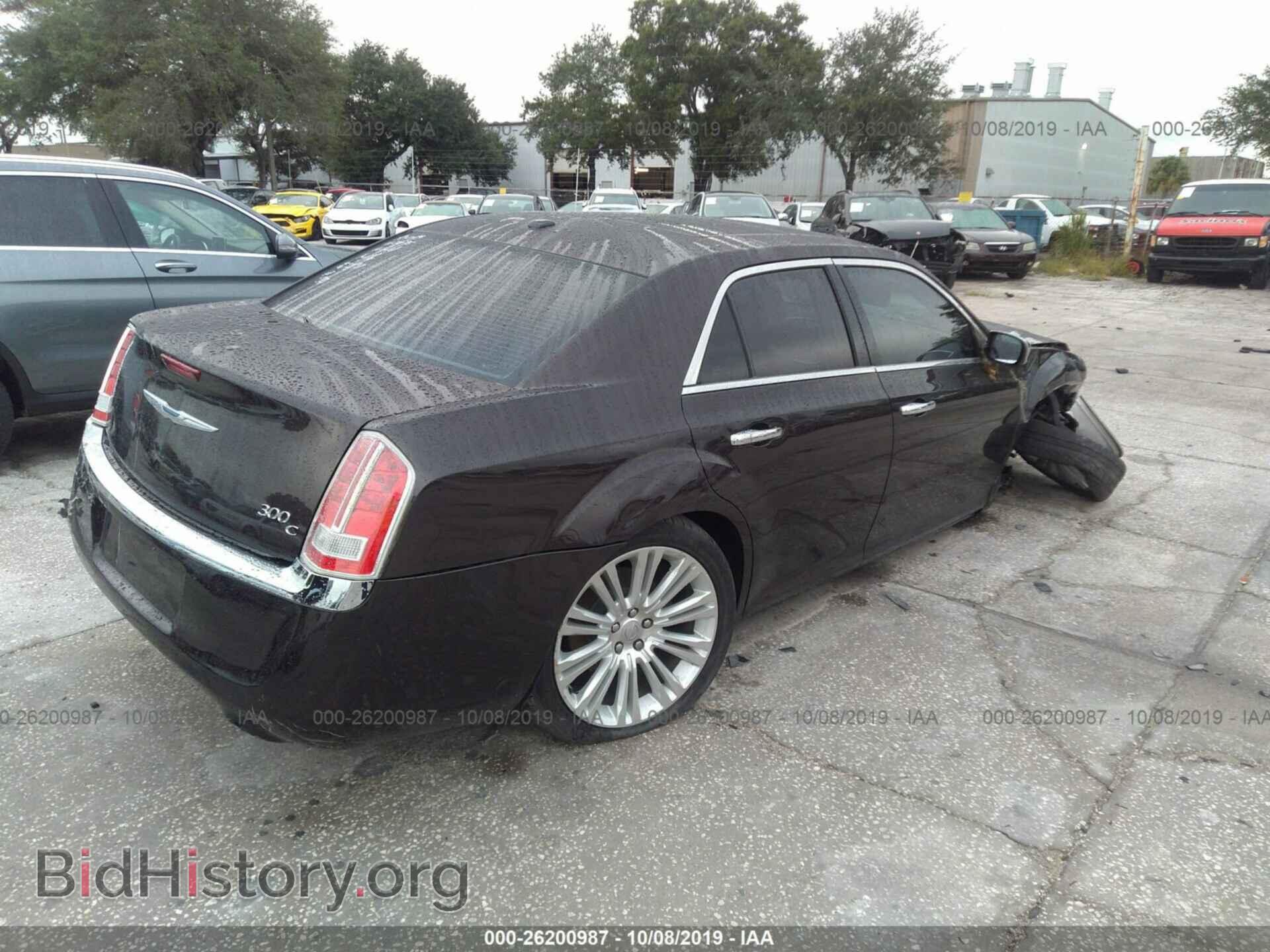 2012 CHRYSLER 300C - VIN: 2C3CCAETXCH188317 - Photo 4