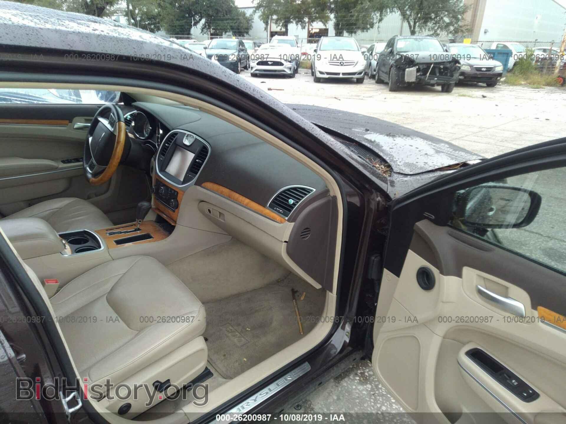 2012 CHRYSLER 300C - VIN: 2C3CCAETXCH188317 - Photo 5