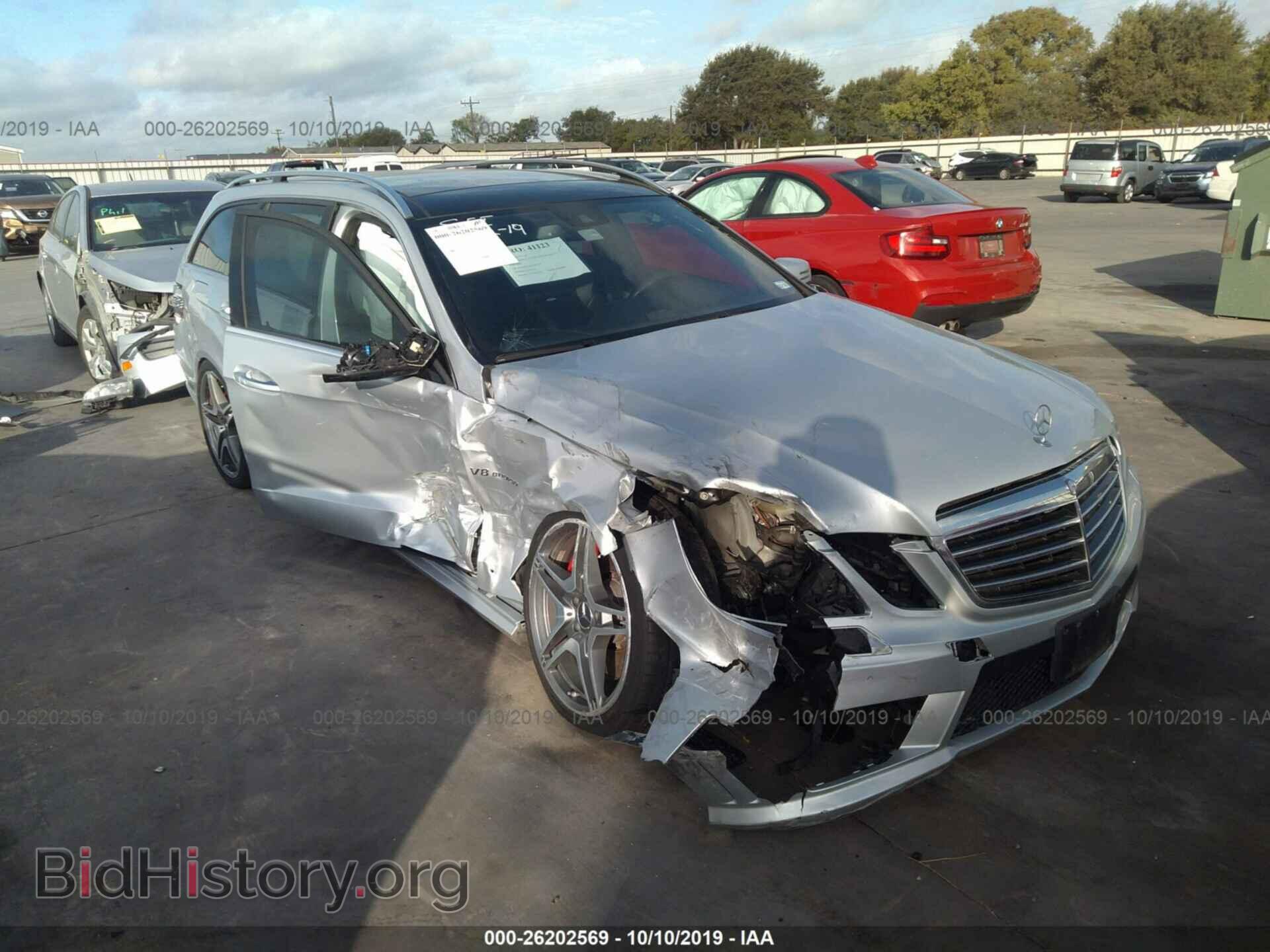 Photo WDDHH7EBXDA661586 - MERCEDES-BENZ E 2013