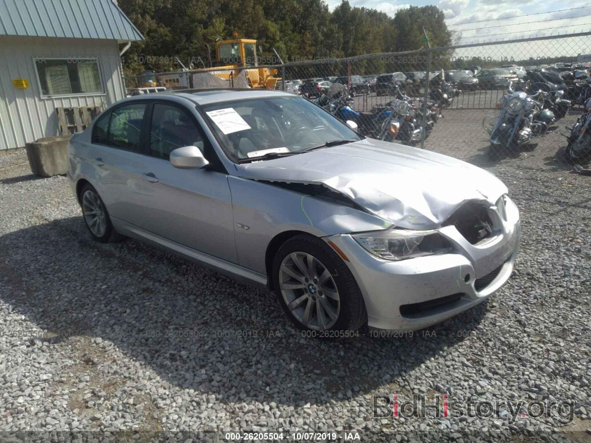 Photo WBAPH7C53BE682236 - BMW 328 2011