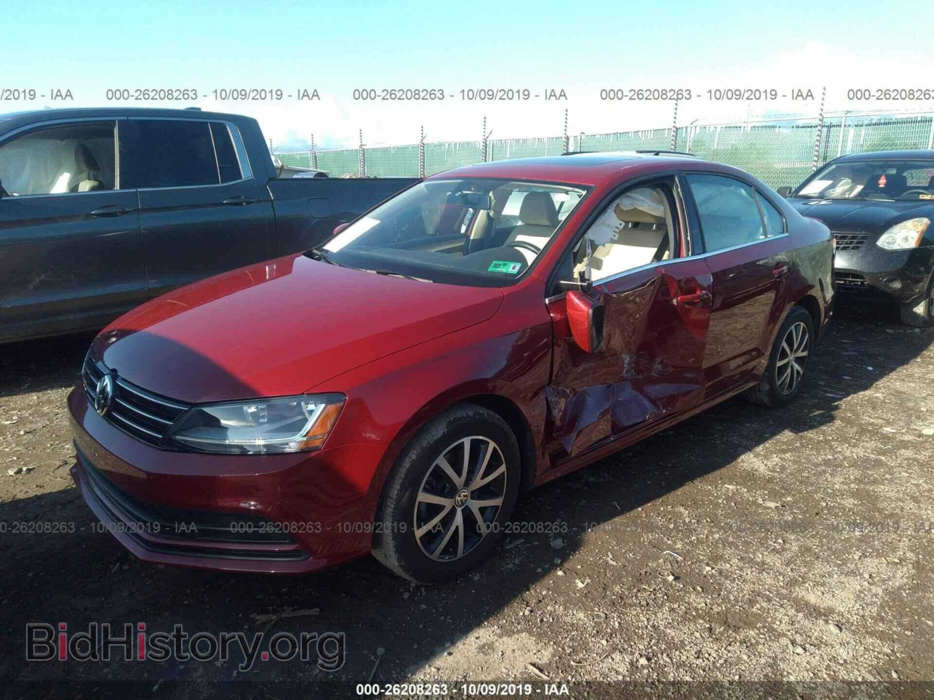 2017 VOLKSWAGEN JETTA - VIN: 3VWDB7AJ5HM362925 - Photo 2