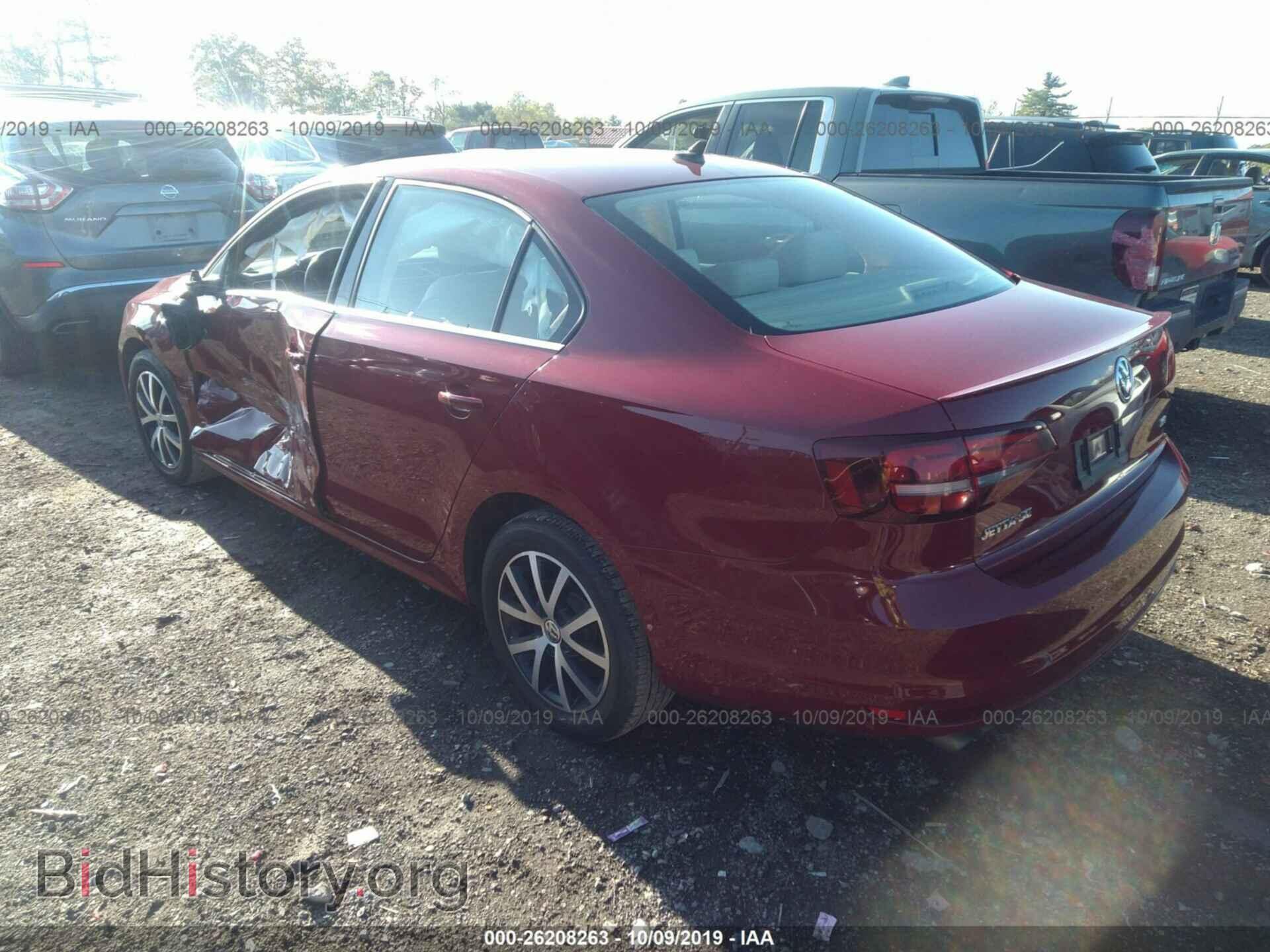 2017 VOLKSWAGEN JETTA - VIN: 3VWDB7AJ5HM362925 - Photo 3