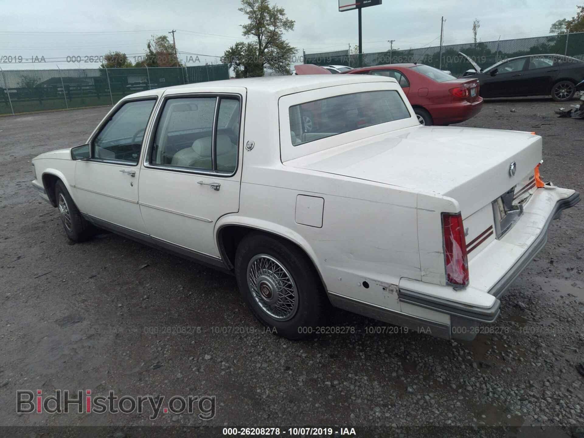 1988 Cadillac Deville - VIN: 1G6CD5156J4350934 - Photo 3