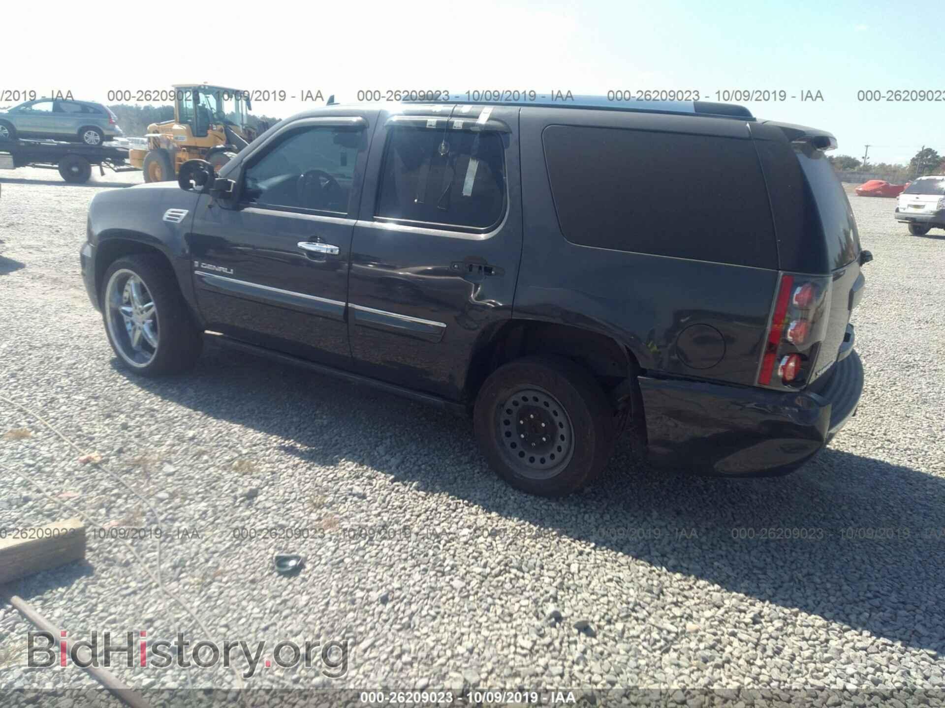 2008 GMC YUKON - VIN: 1GKFK63868J100431 - Фото 3