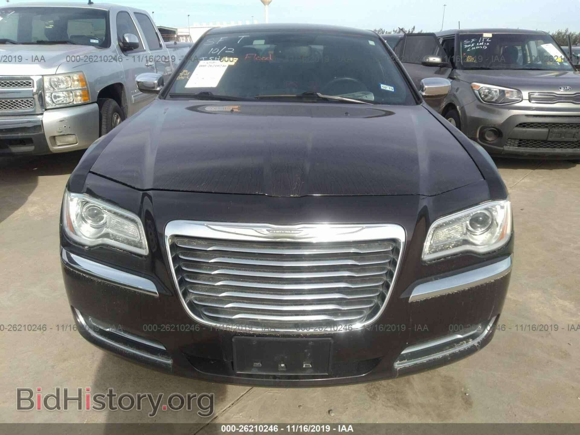 2012 CHRYSLER 300 - VIN: 2C3CCAAG8CH311900 - Фото 6