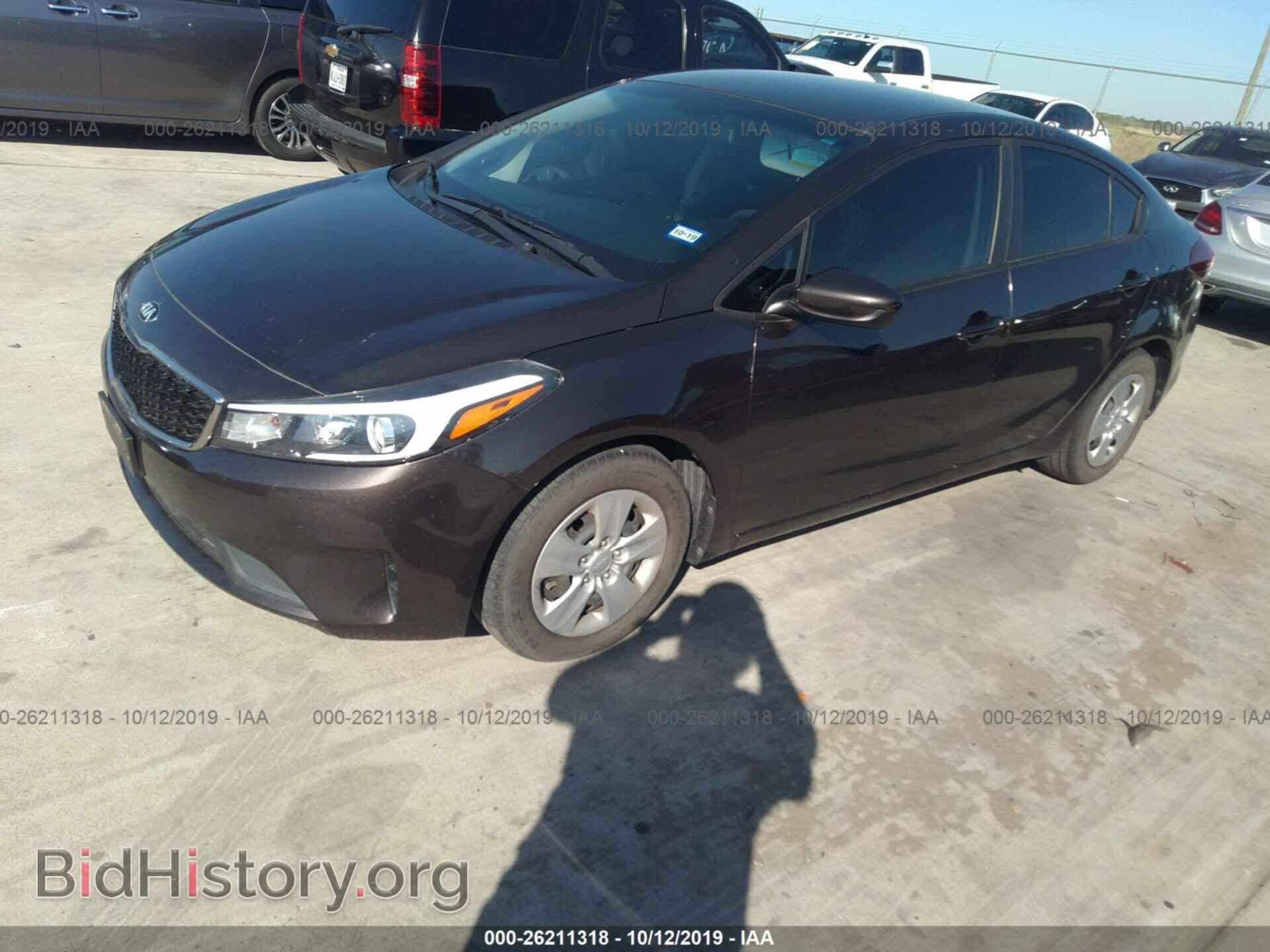 2017 KIA FORTE - VIN: 3KPFK4A78HE038439 - Фото 2