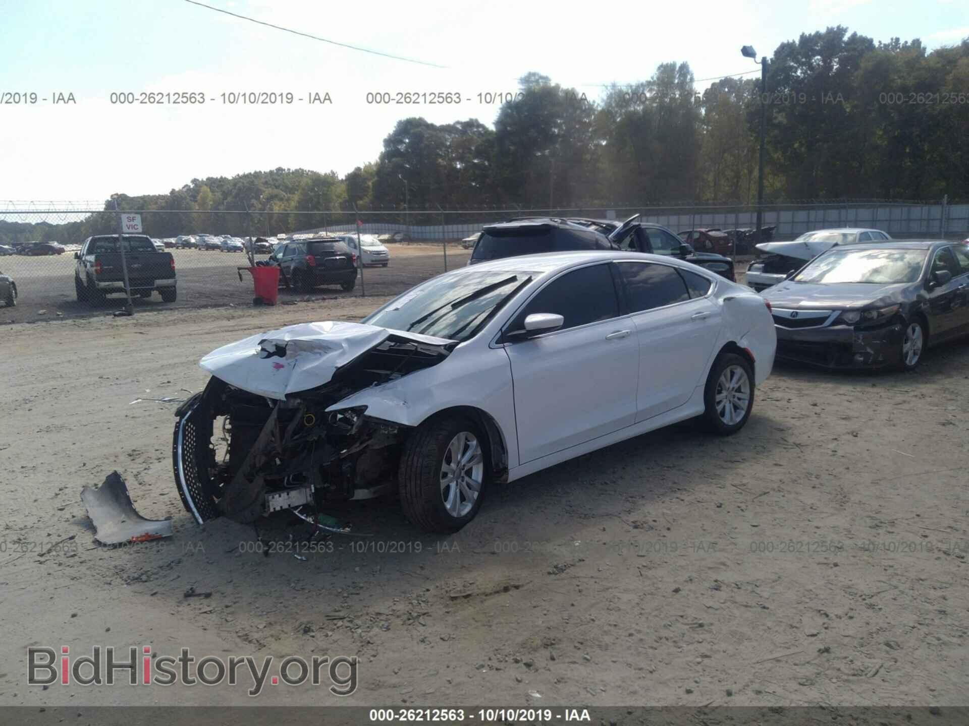 2016 CHRYSLER 200 - VIN: 1C3CCCFB2GN186219 - Фото 2