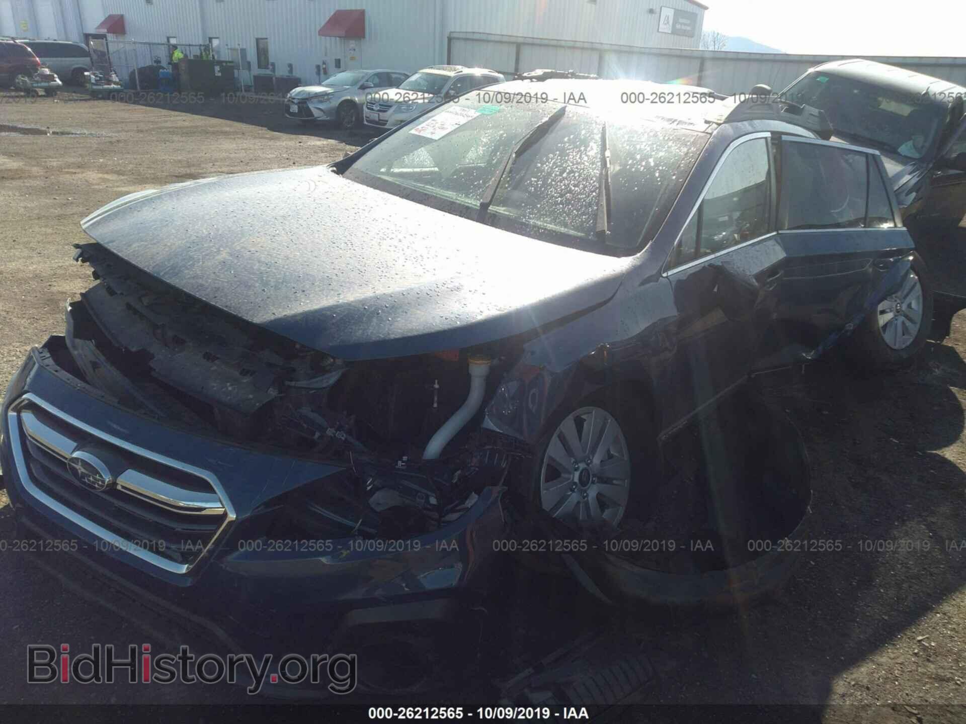 2019 SUBARU OUTBACK - VIN: 4S4BSAFC1K3316773 - Фото 2