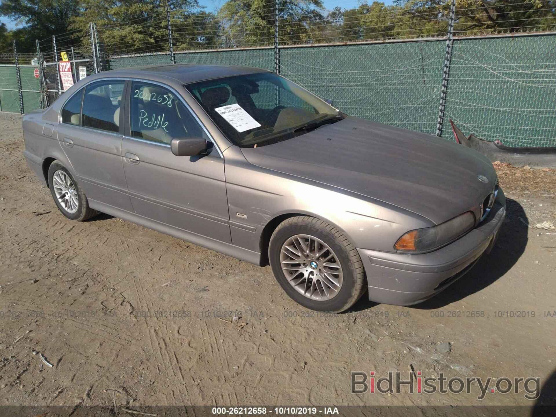 Photo WBADT63452CH89189 - BMW 530 2002